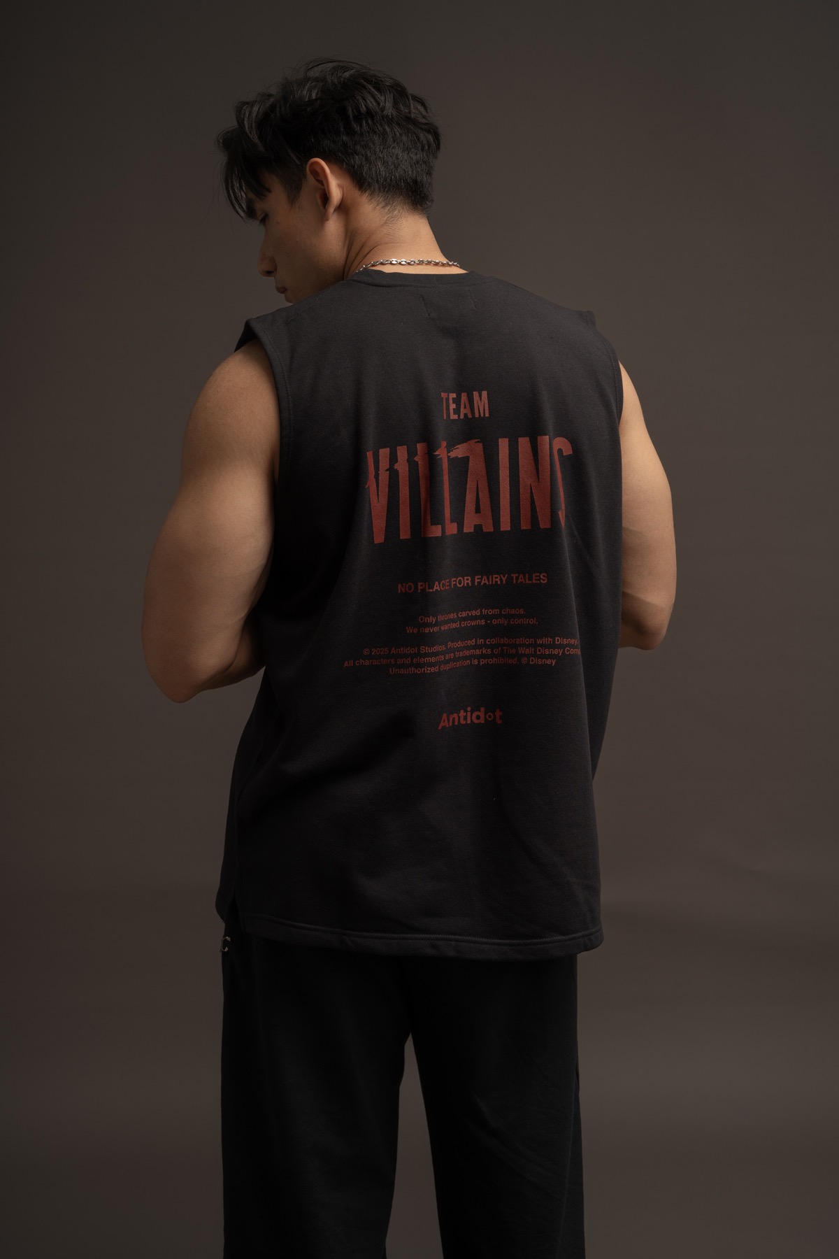Team Villains Sleeveless Tee in Black