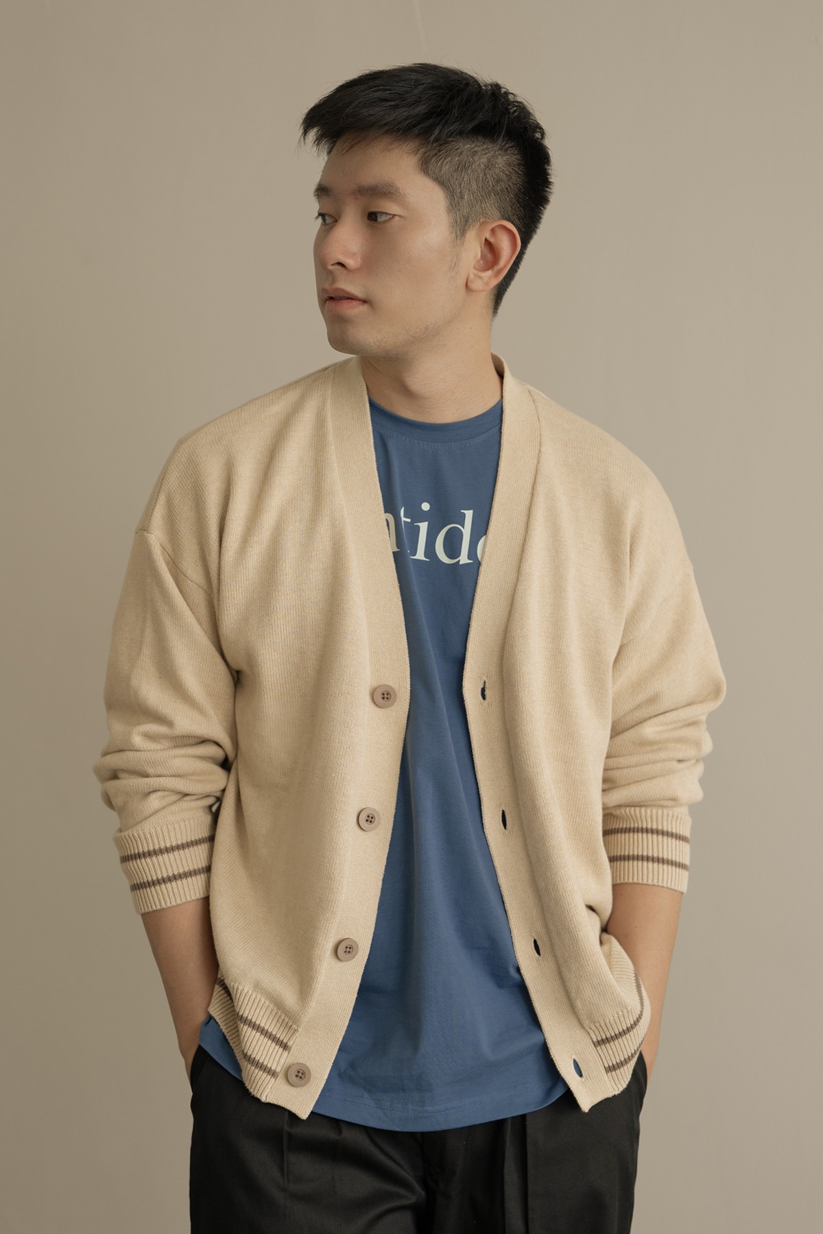 Noah  Knit Cardigan in Oat