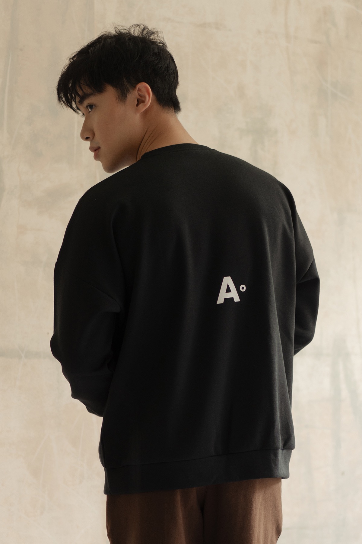 Origin Sweatshirt in Abyss Black