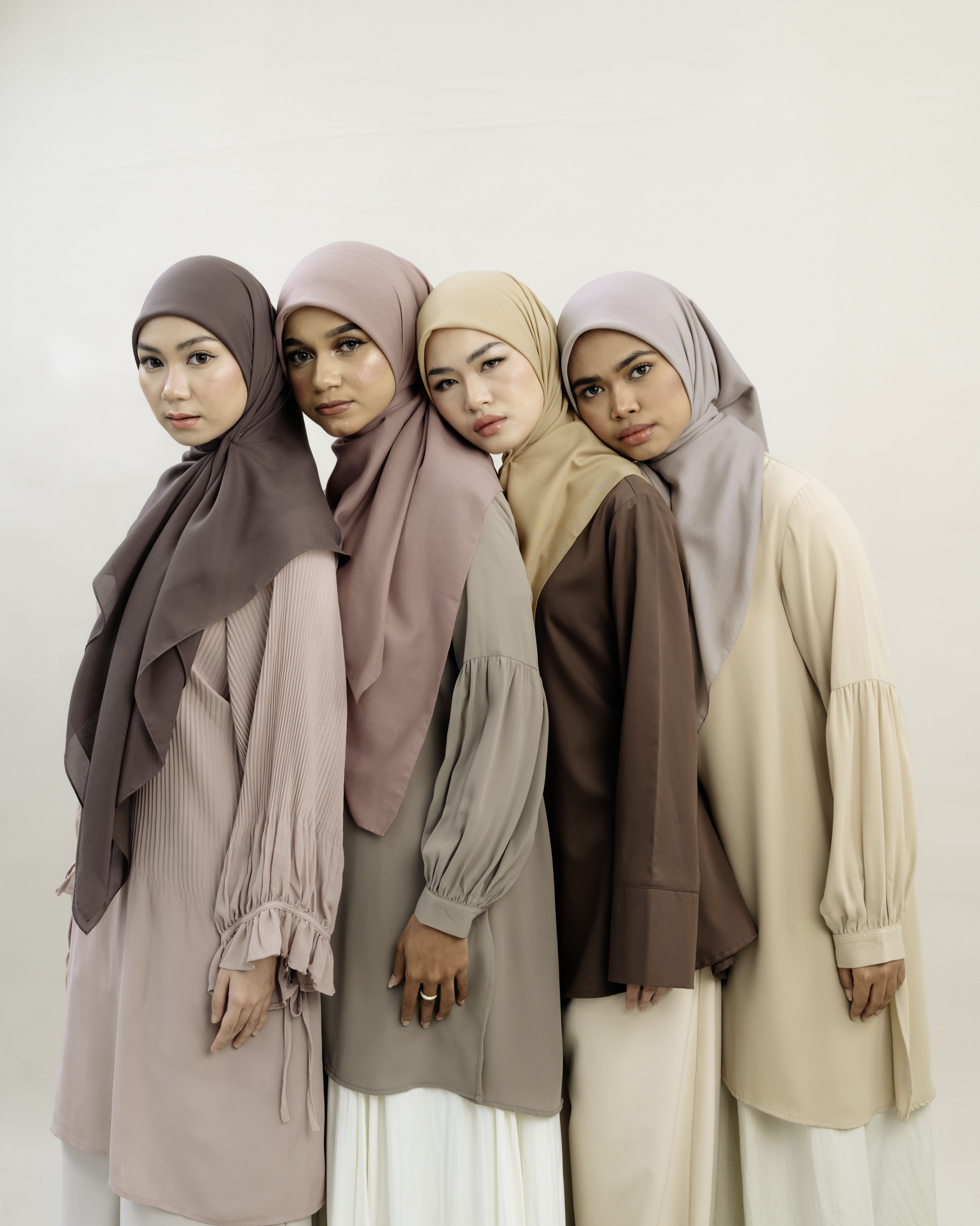 Lightsclo - Voal - Raya Series