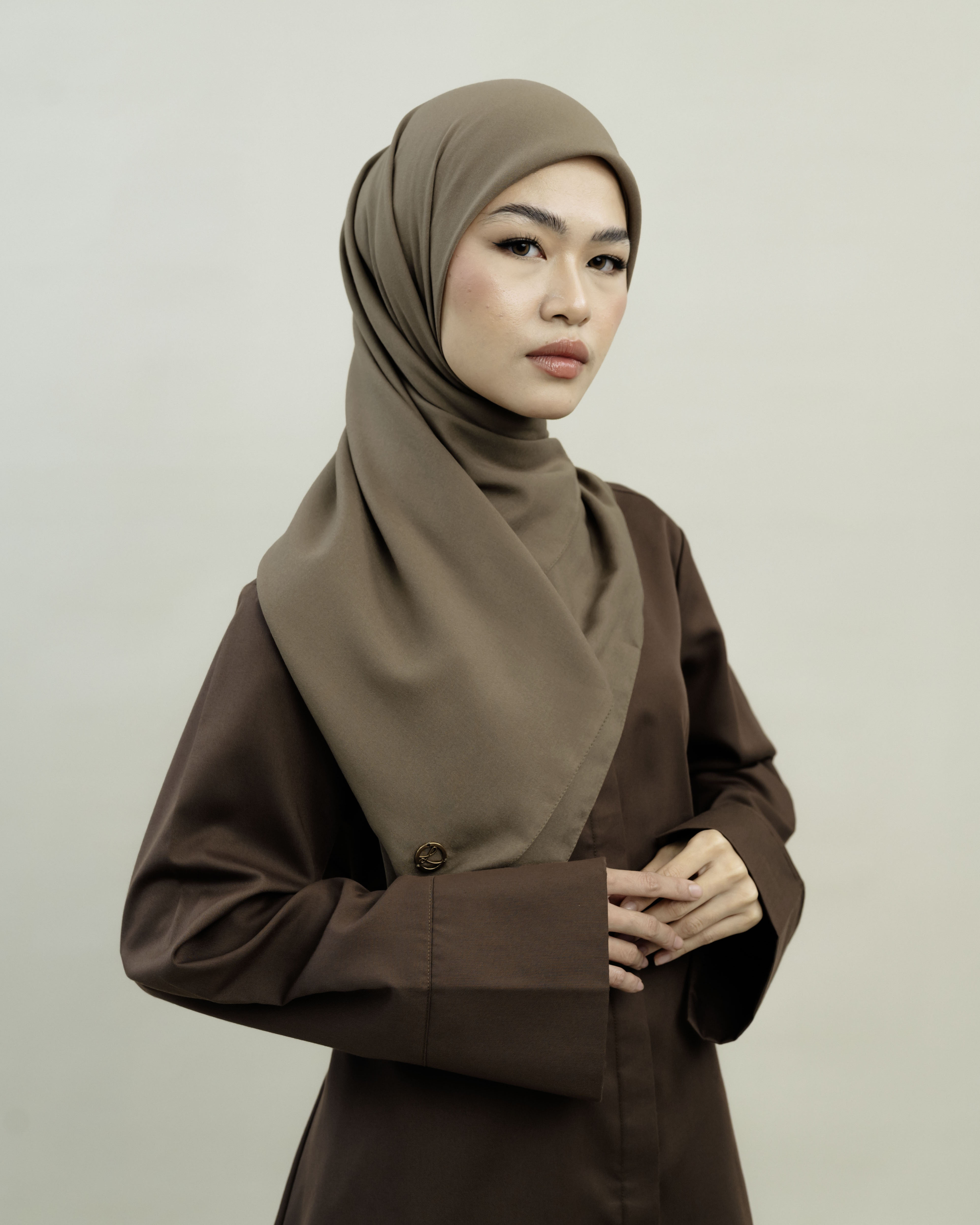 Lightsclo - Voal - Raya Series