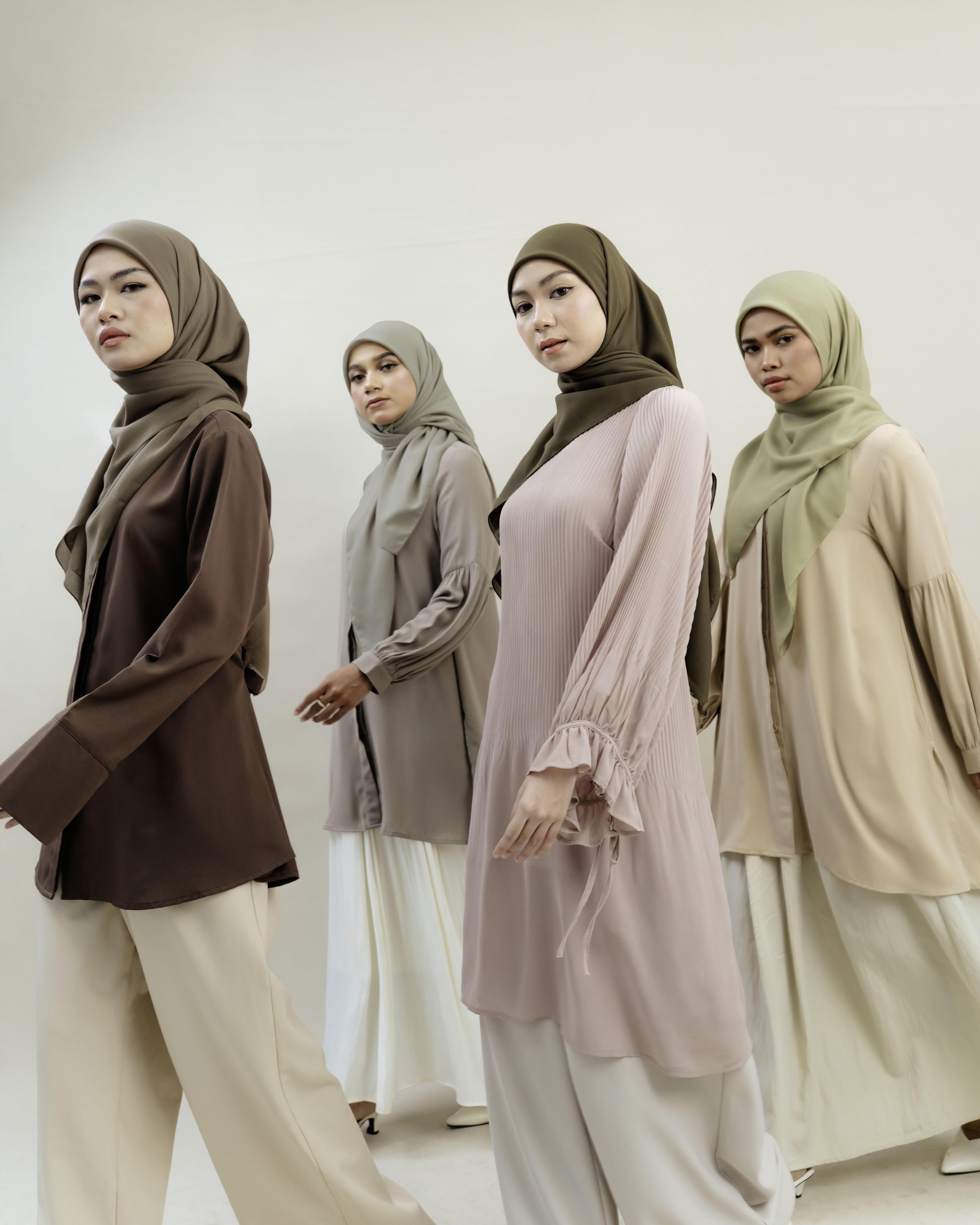 Lightsclo - Voal - Raya Series