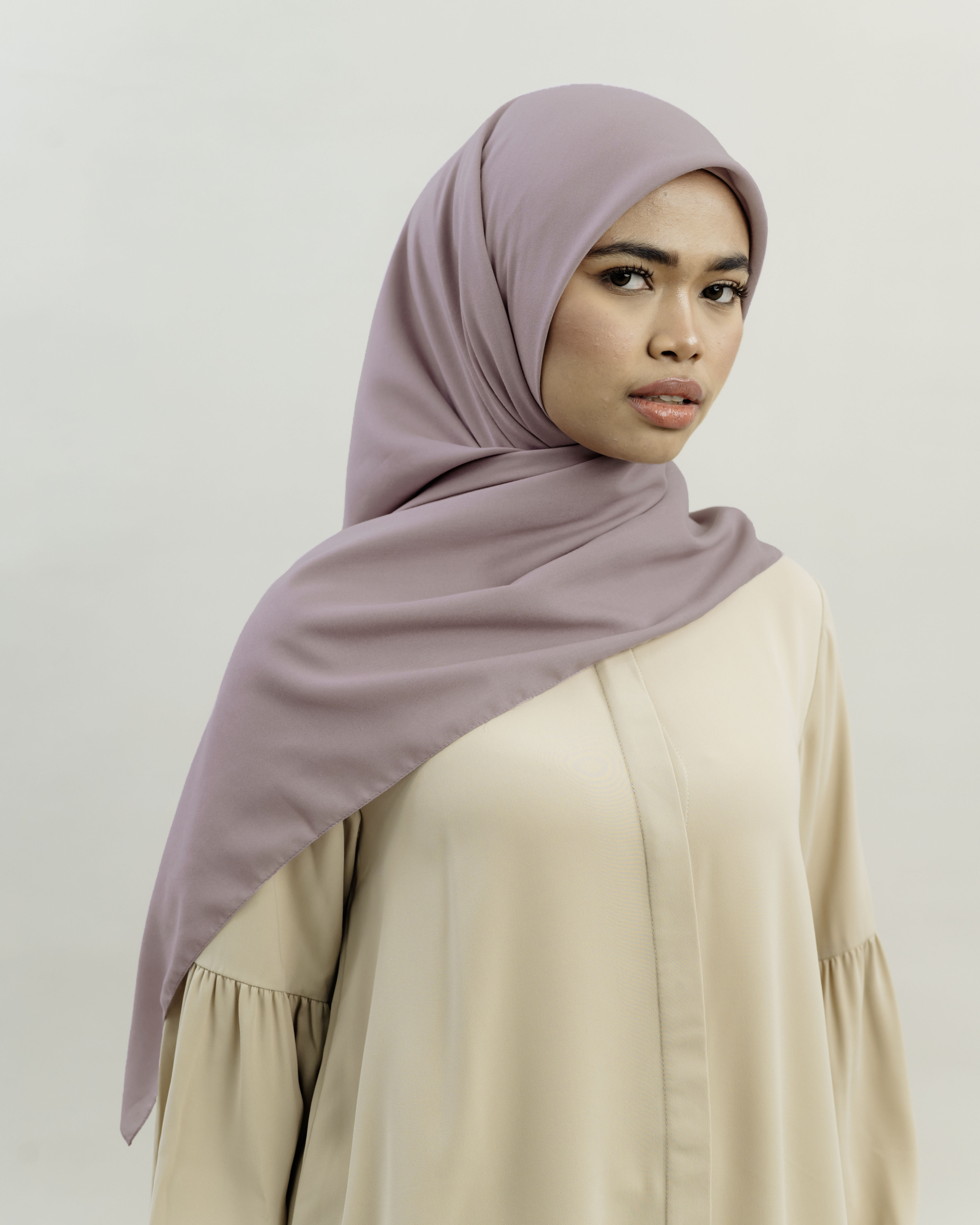 Lightsclo - Voal - Raya Series
