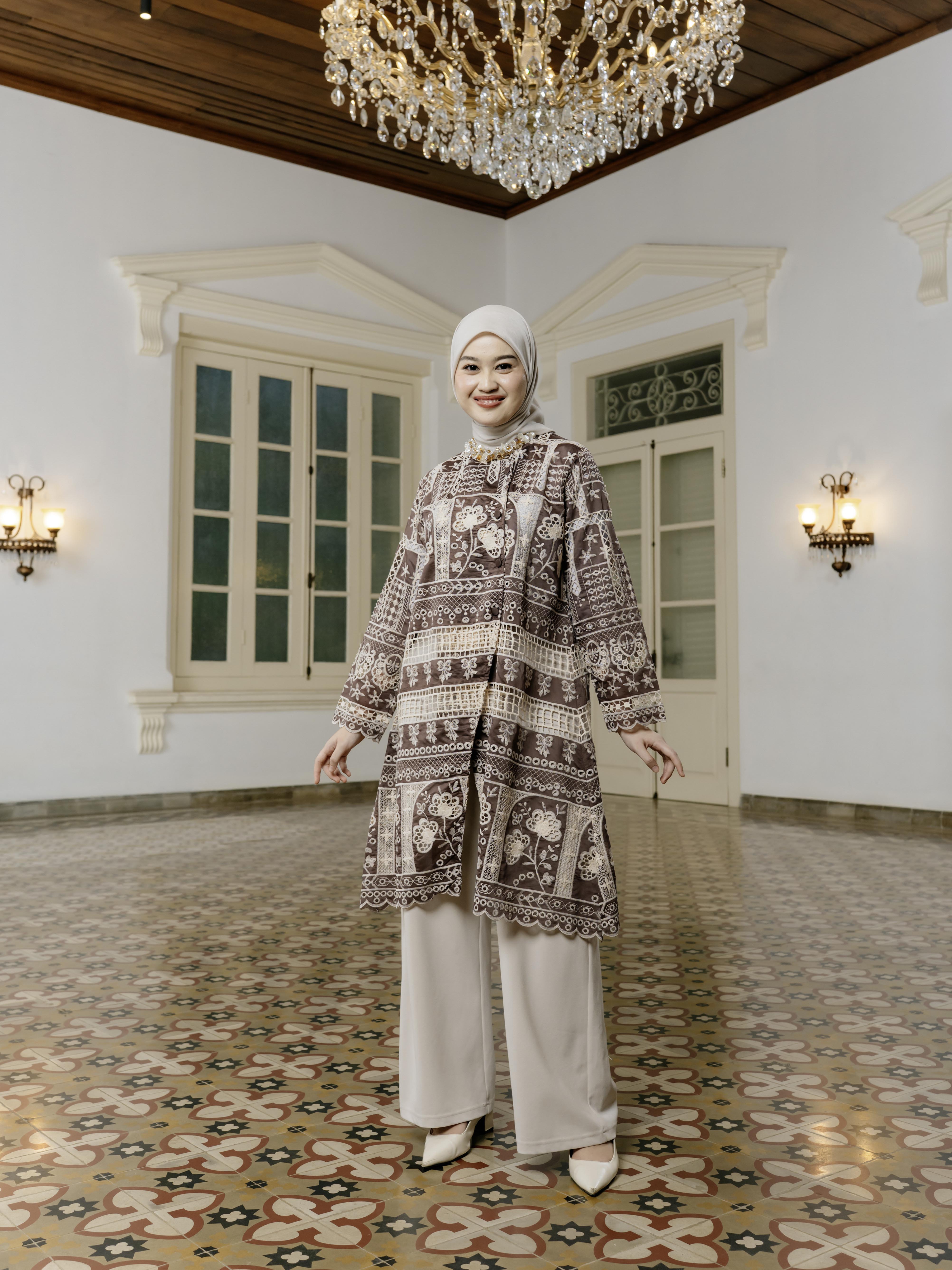 Lightsclo - Arunika Tunic