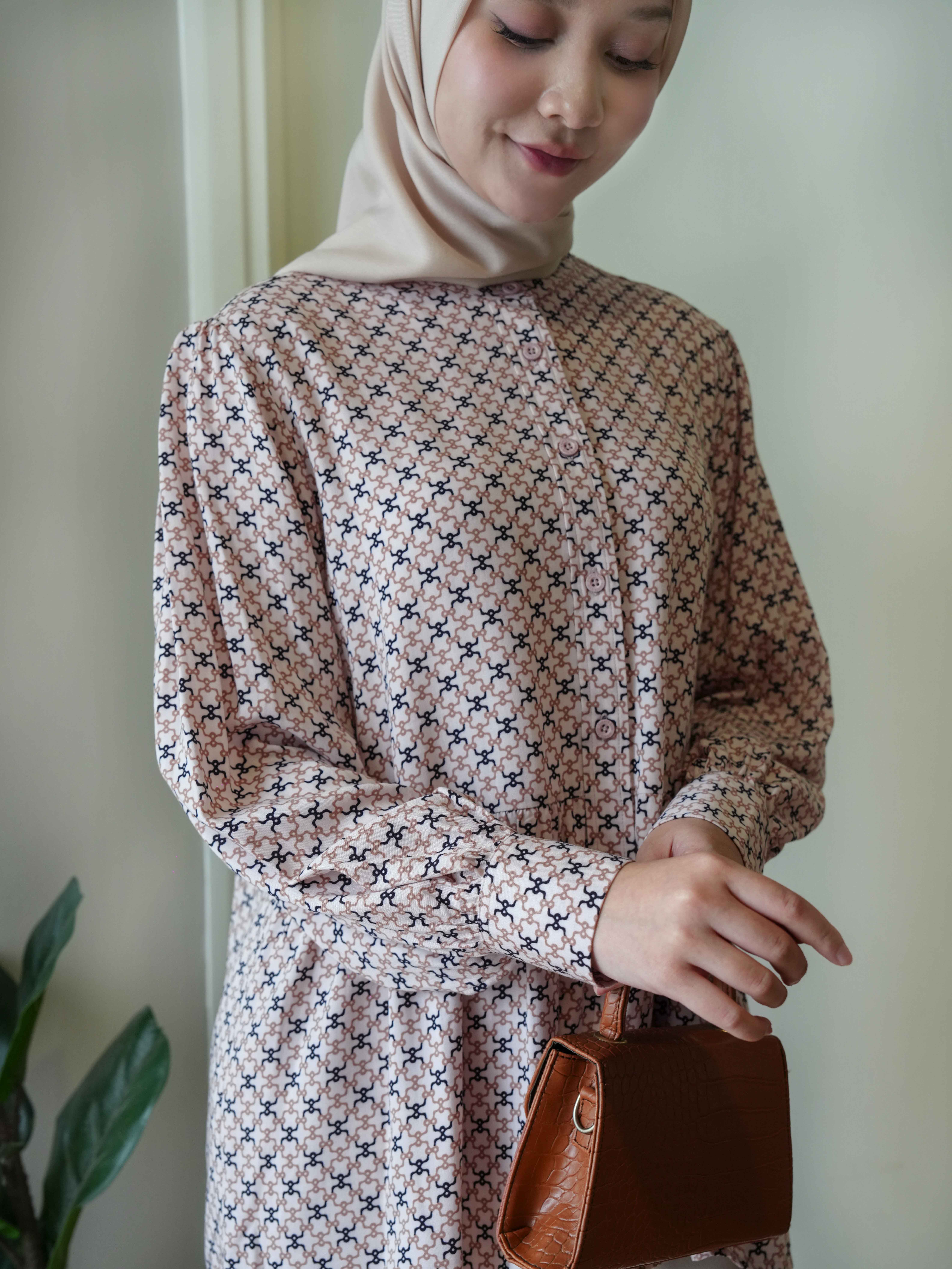 Lightsclo - Cyra Blouse