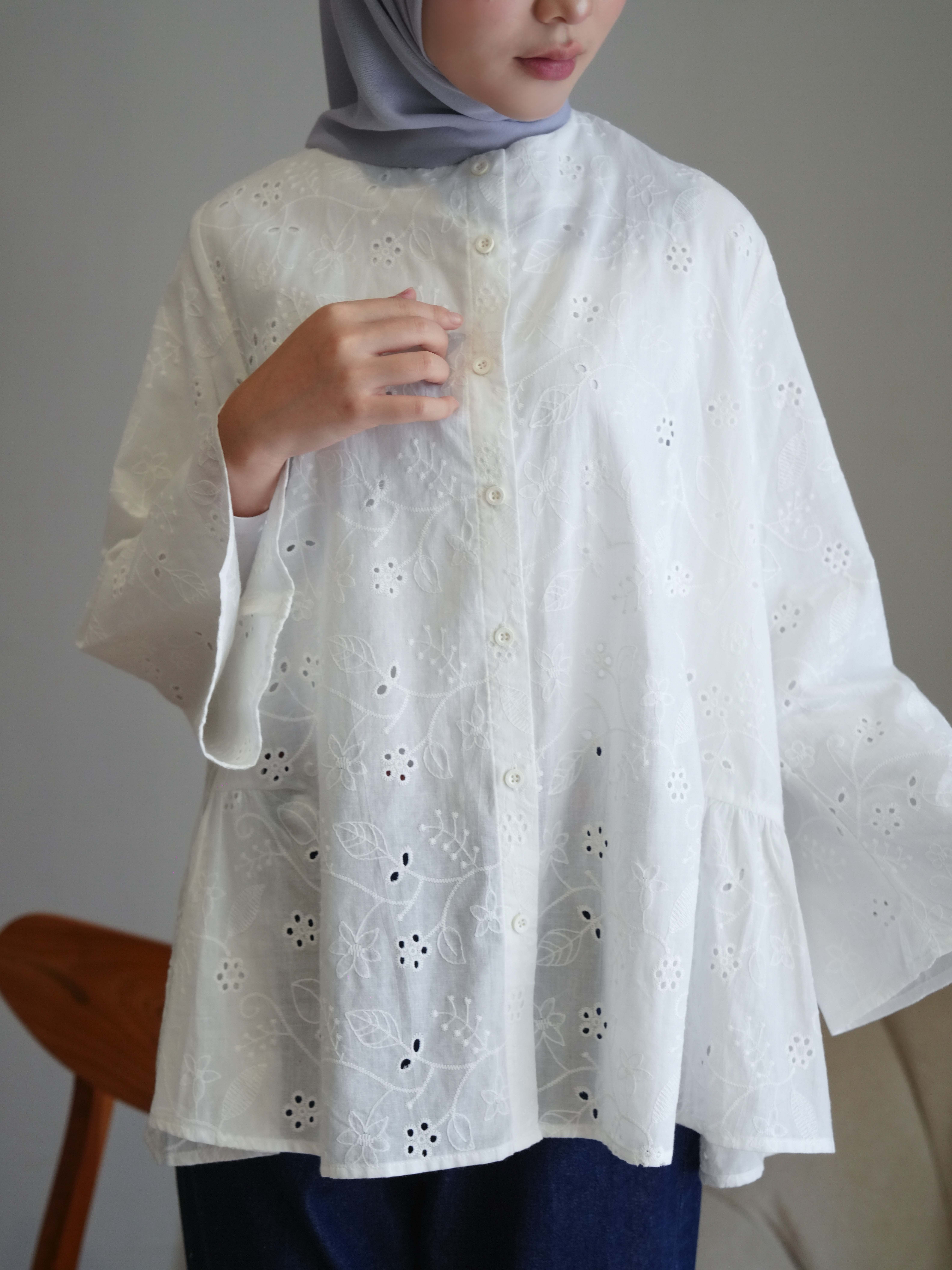 Lightsclo - Eyelet Series