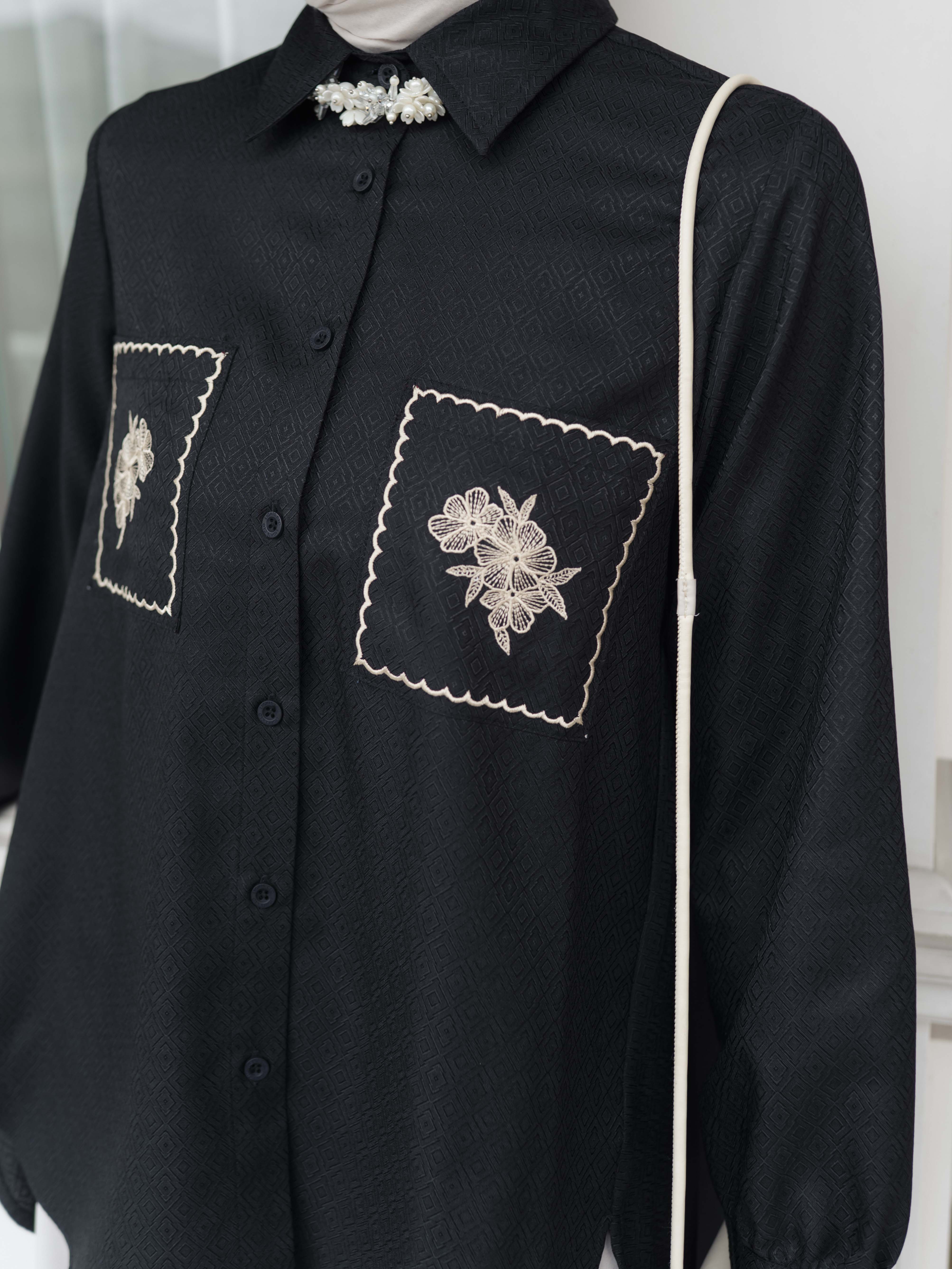 Lightsclo - Ghea Shirt