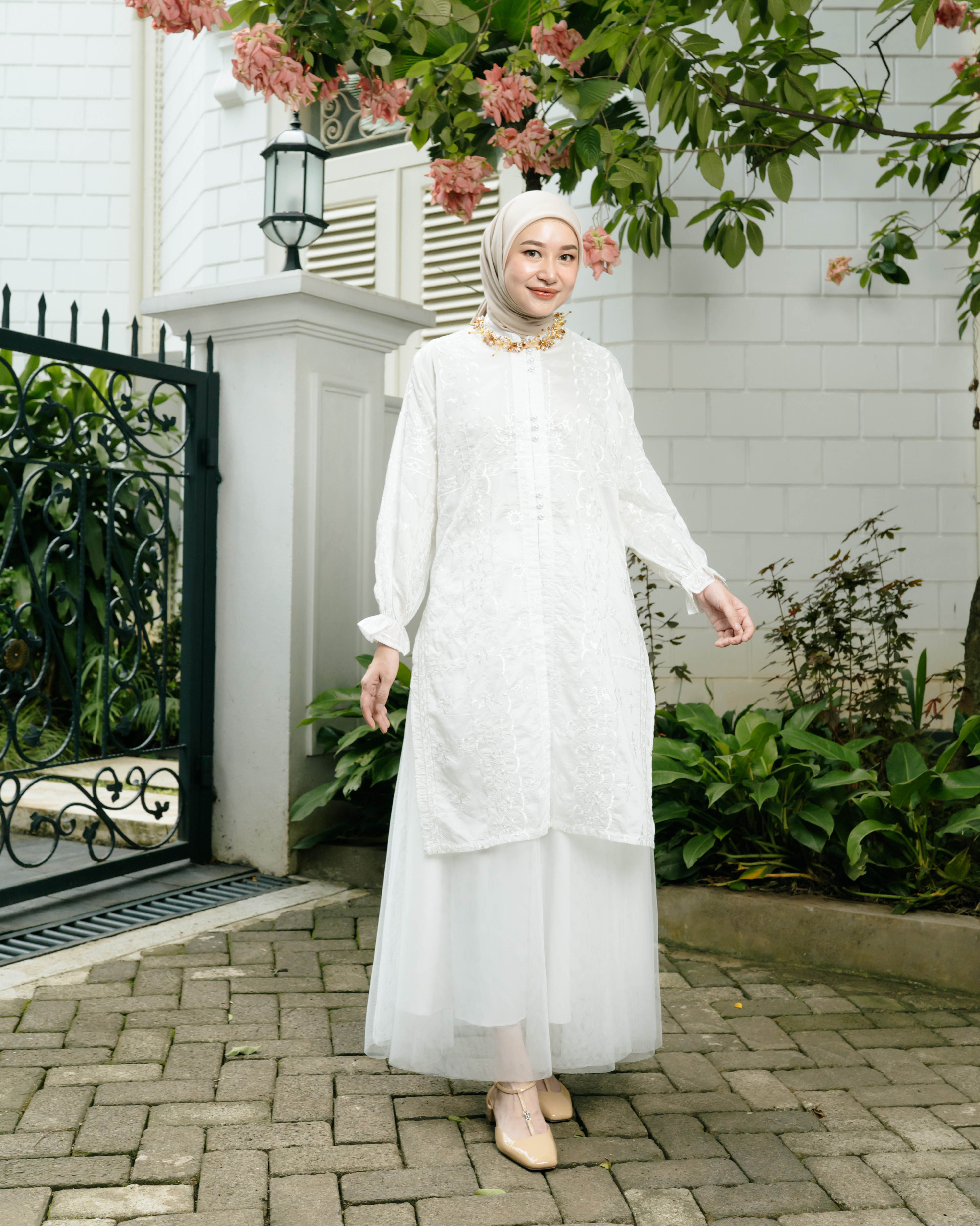 Lightsclo - Ismaya Tunic