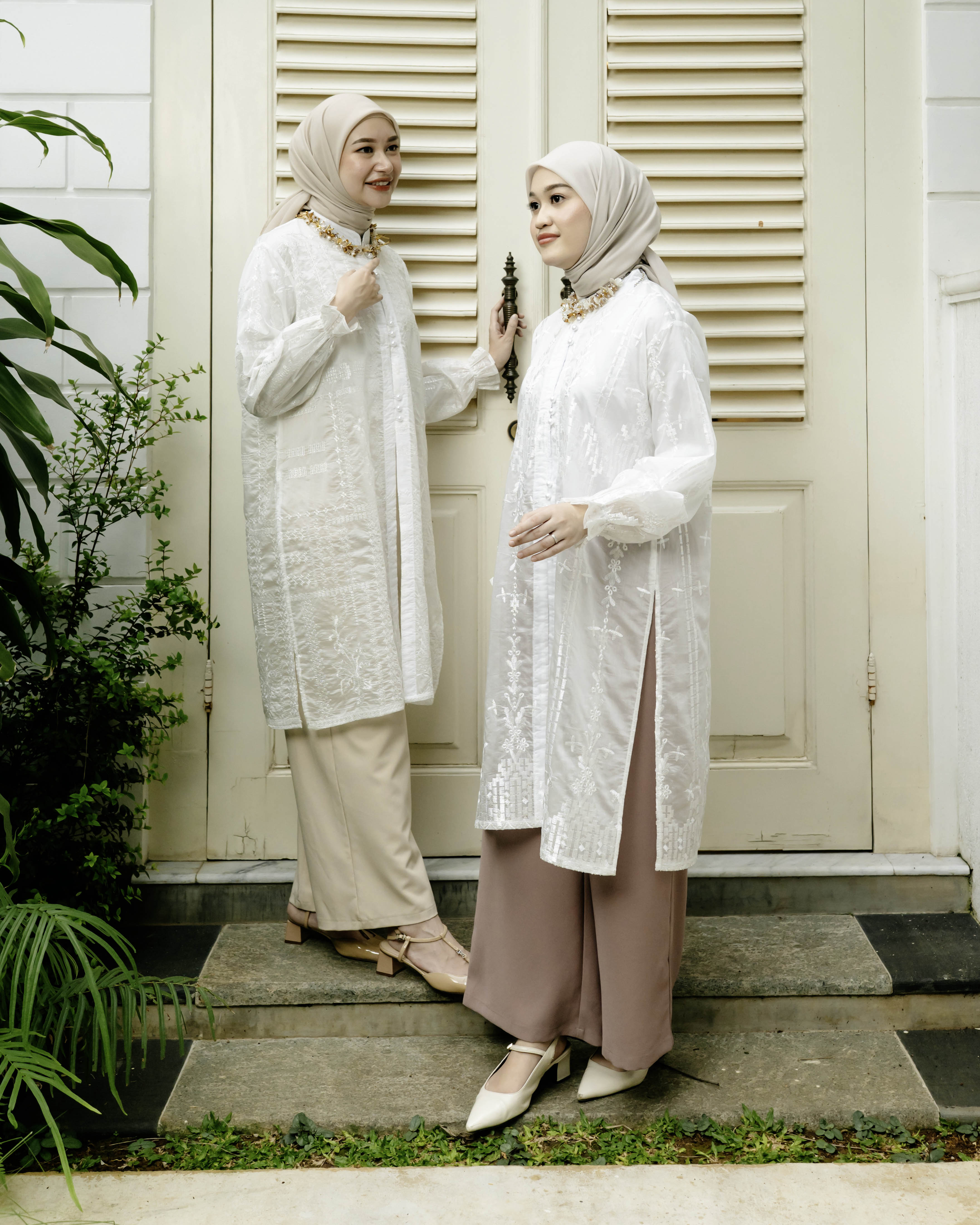 Lightsclo - Ismaya Tunic