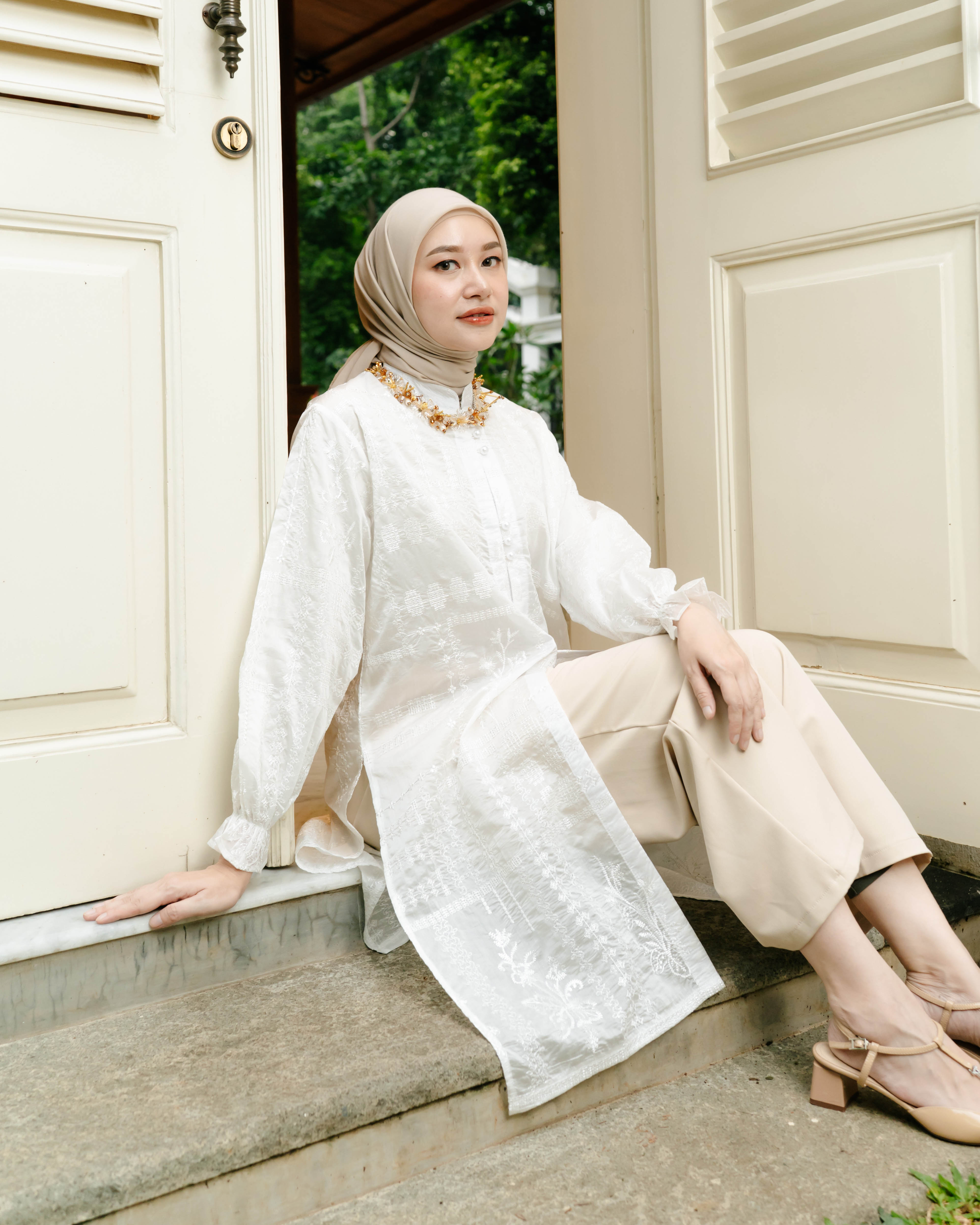 Lightsclo - Ismaya Tunic