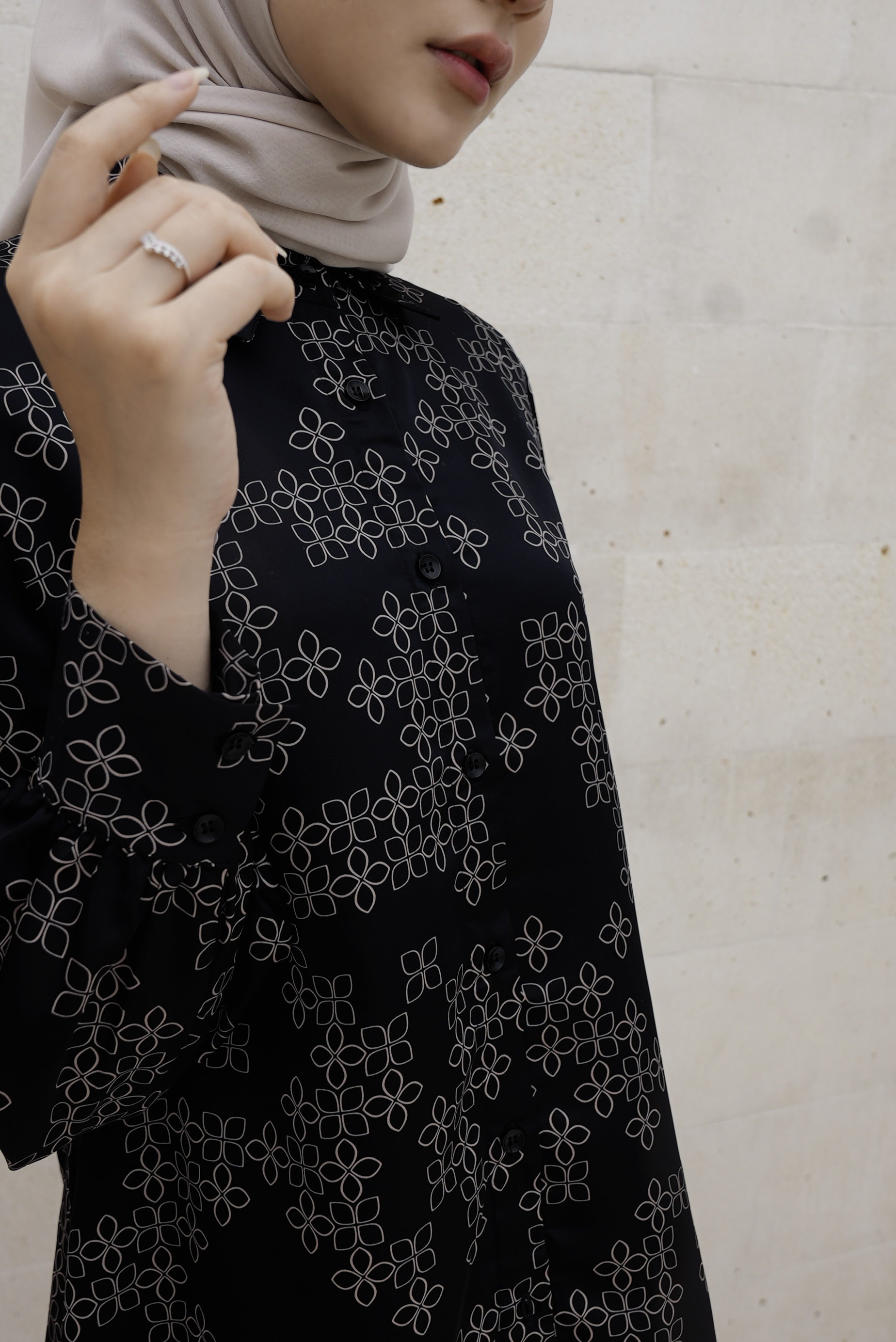 Lightsclo - Kayona Shirt