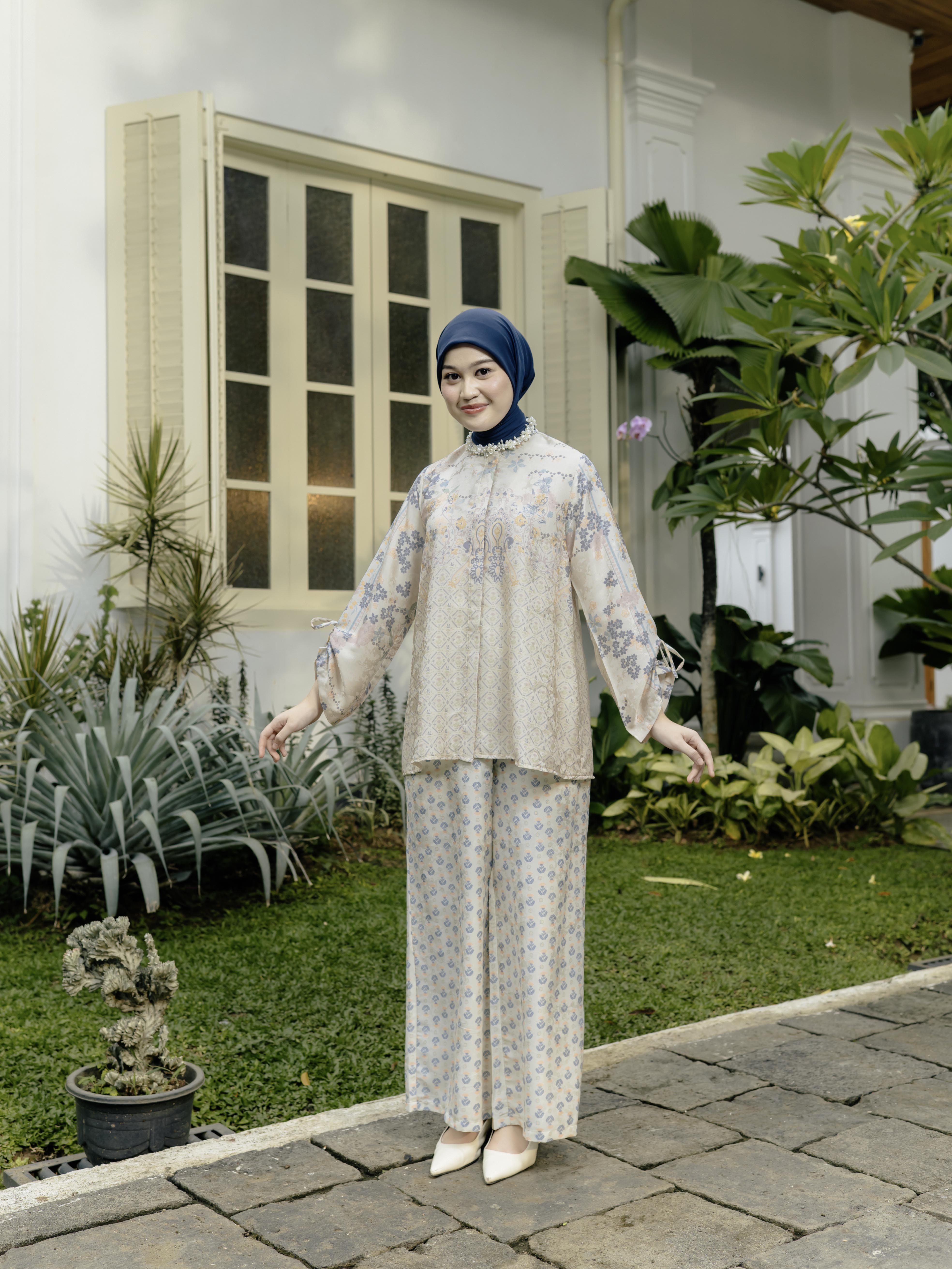Lightsclo - Kilau Purnama Blouse