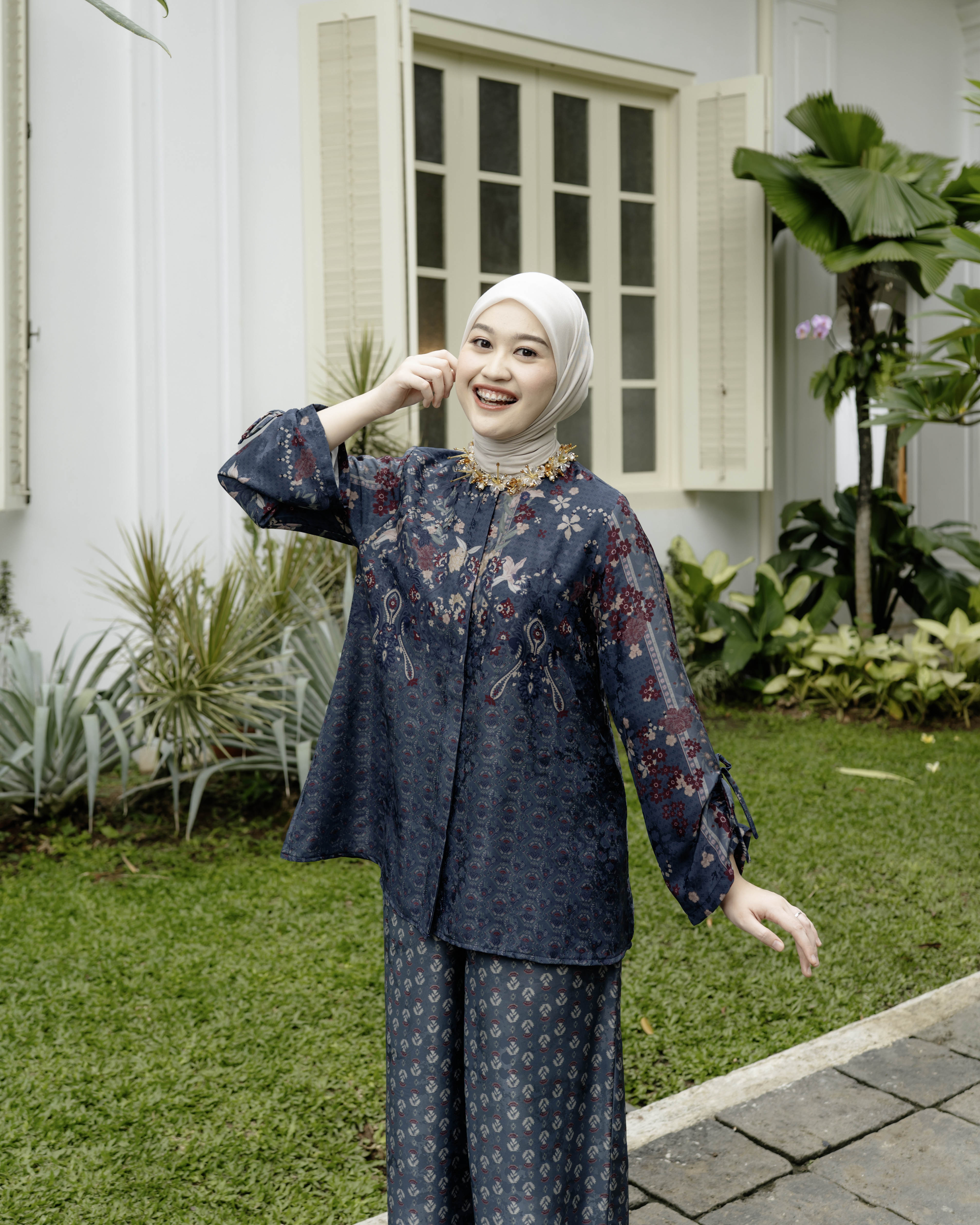 Lightsclo - Kilau Purnama Blouse