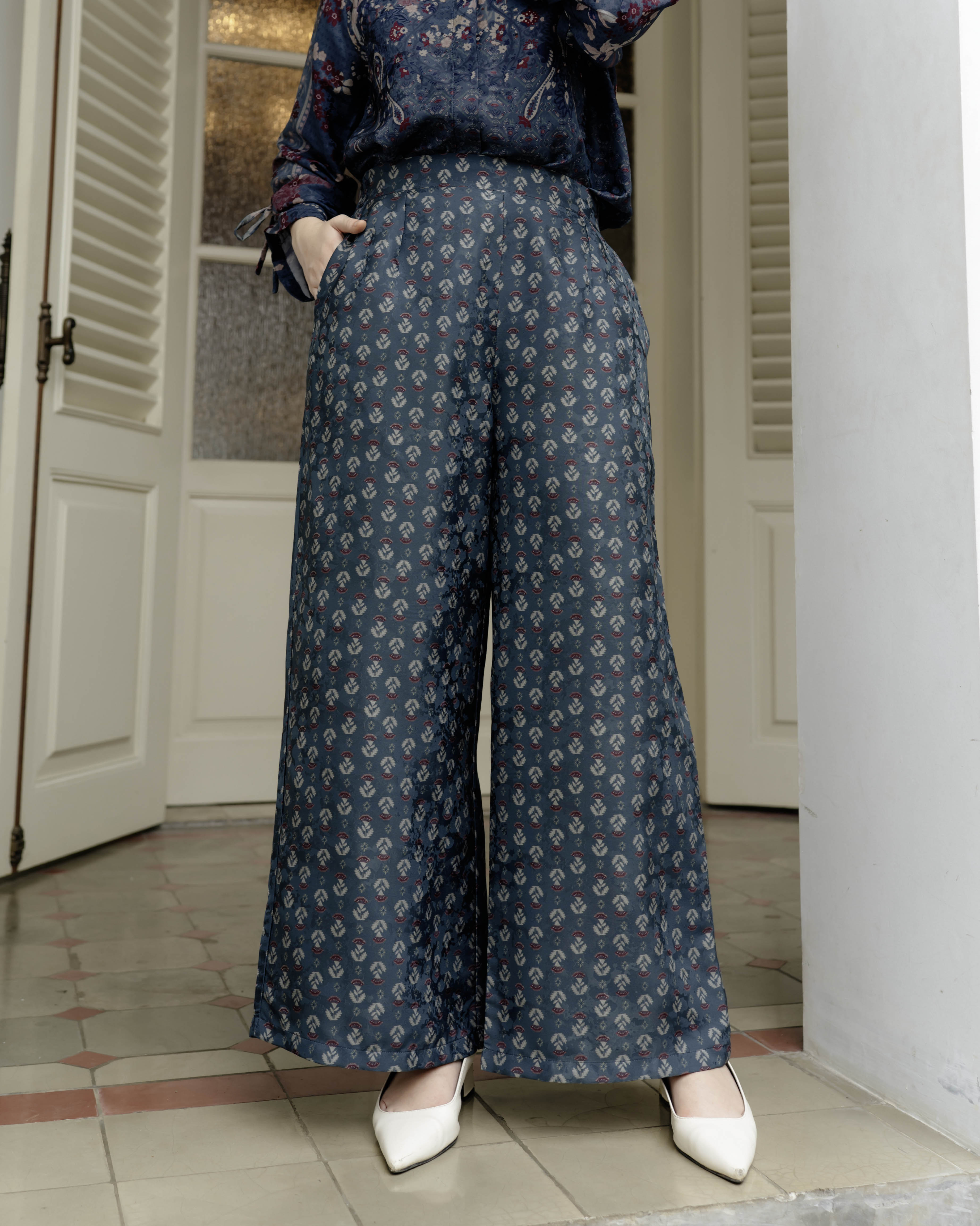 Lightsclo - Kilau Purnama Pants