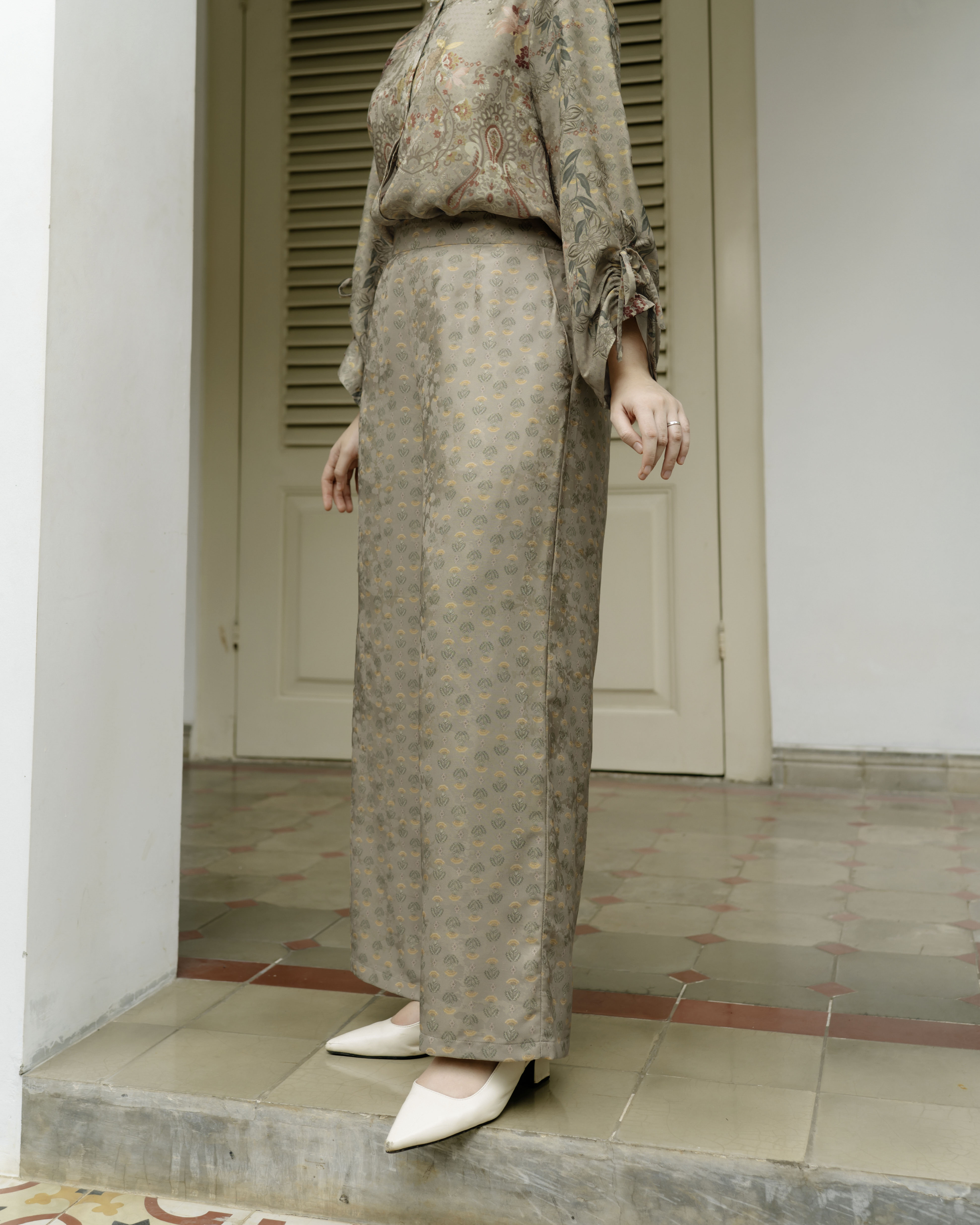 Lightsclo - Kilau Purnama Pants