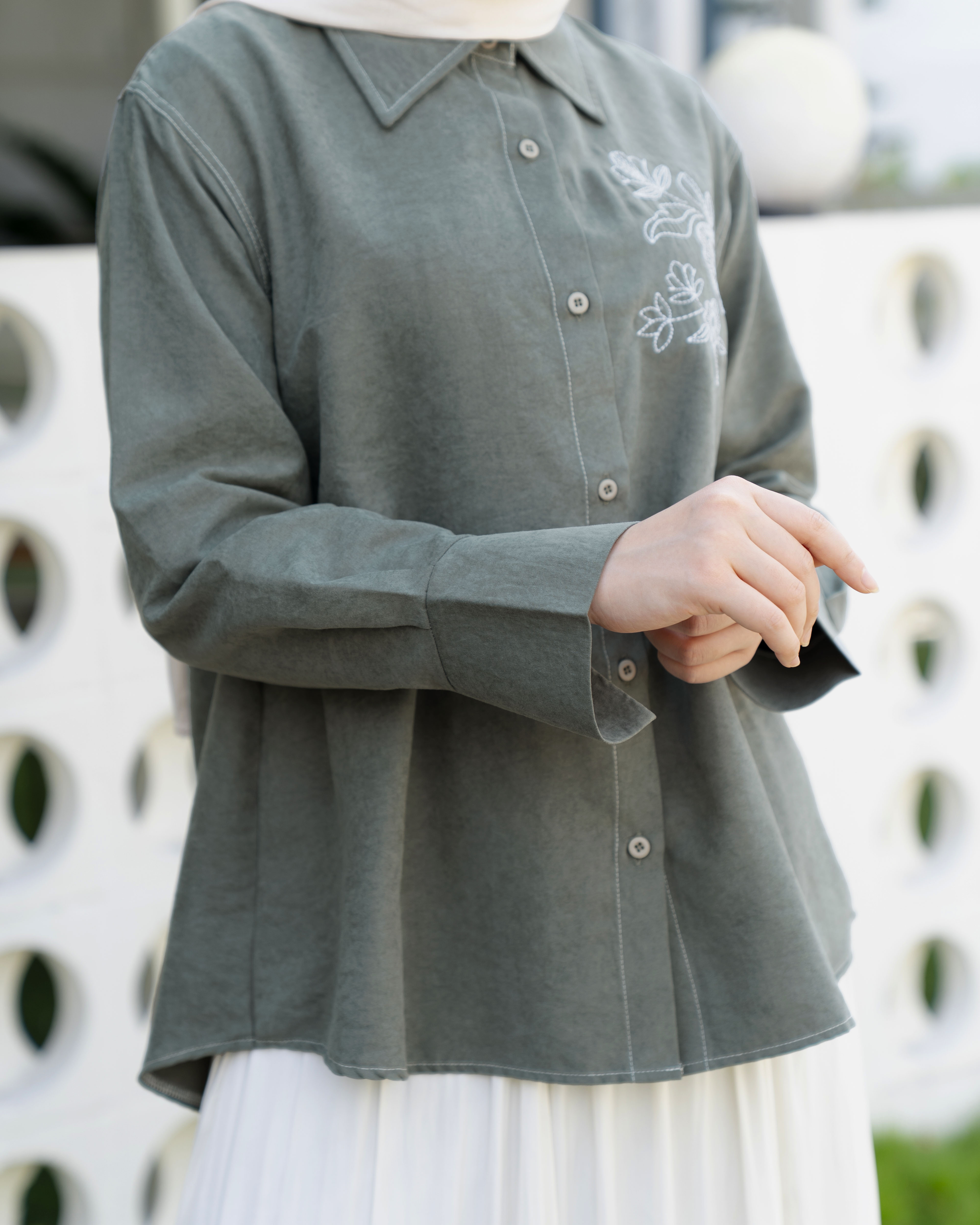 Lightsclo - Lyora Shirt