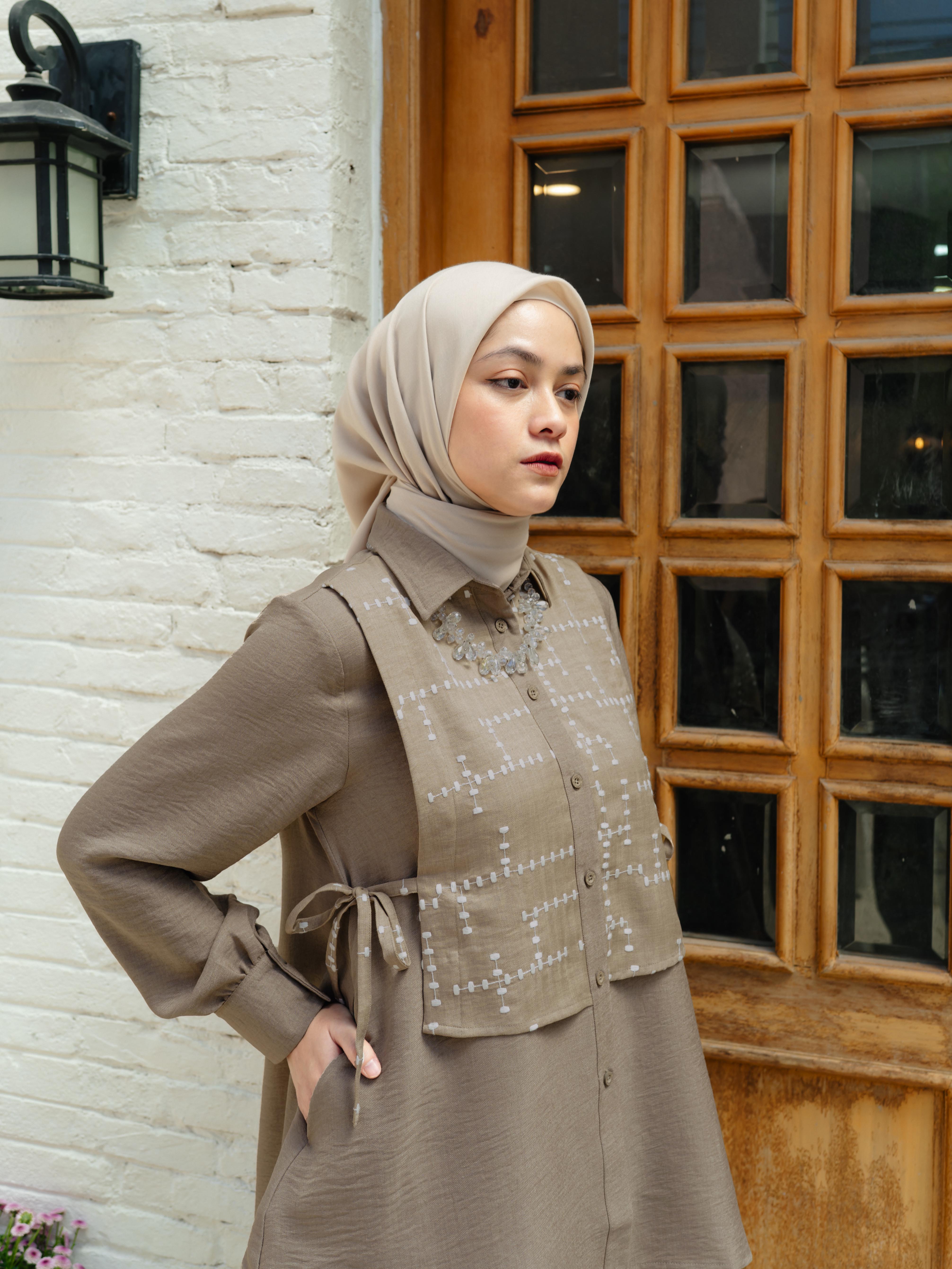 Lightsclo - Shaza Blouse