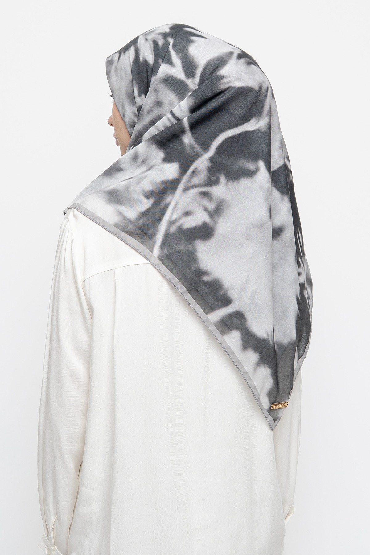 PARTE Aerith Scarf - Lilium