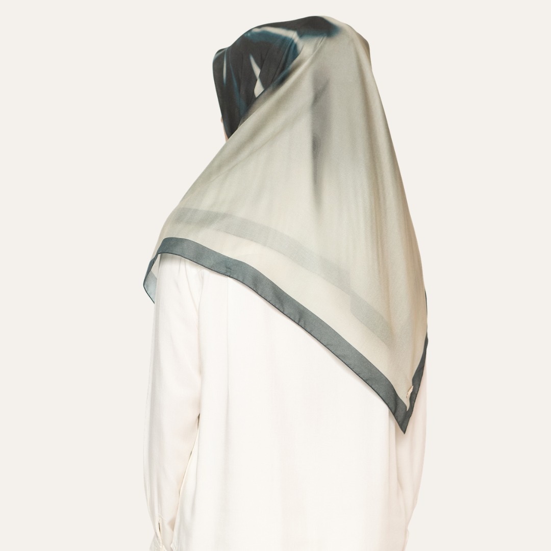 [WEB EXCLUSIVE] PARTE Frida Scarf - Jardin XXV