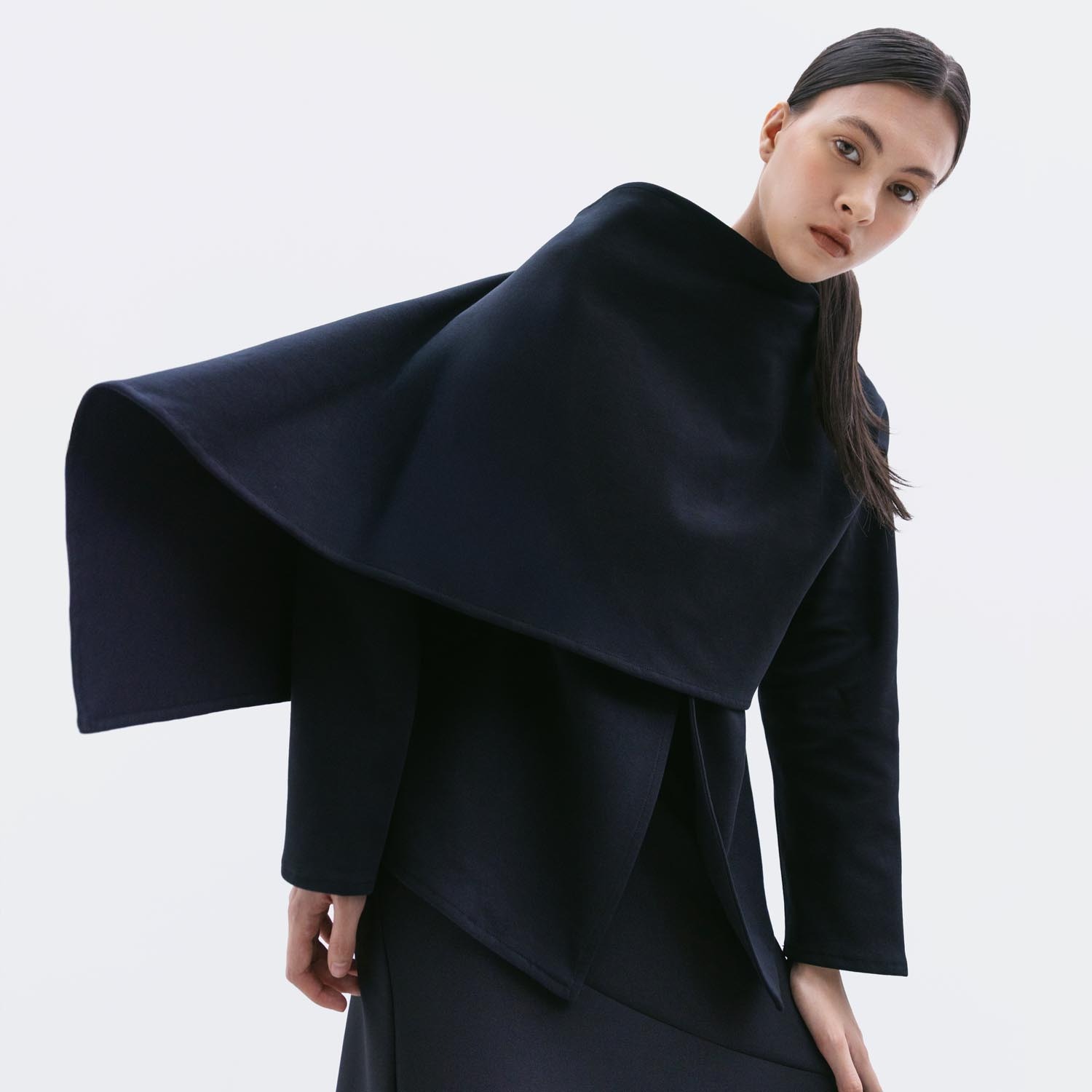 Plia Outer - Jet Black