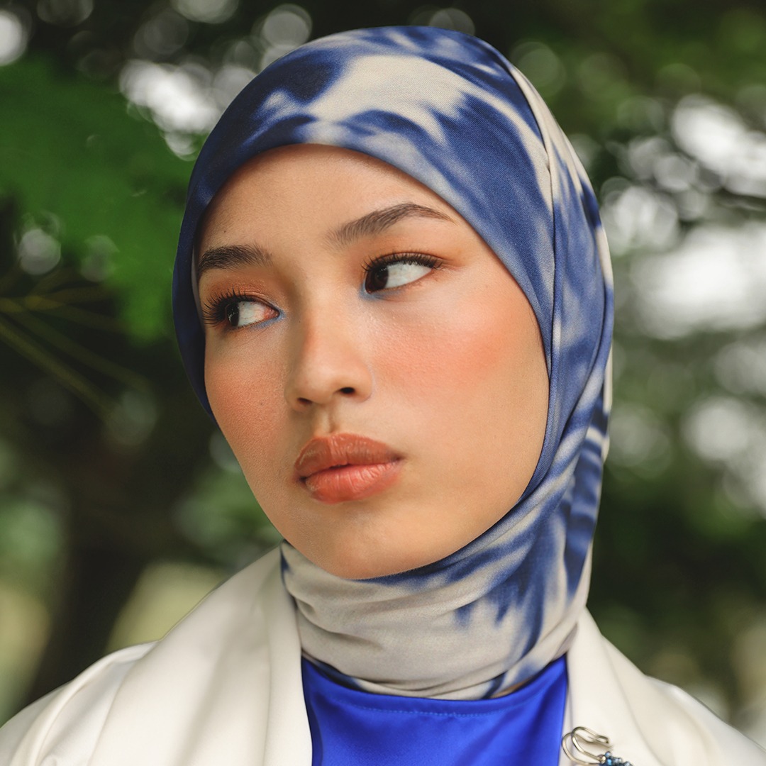 [Malaysia Exclusive] Aerith Scarf - Selendang Biru