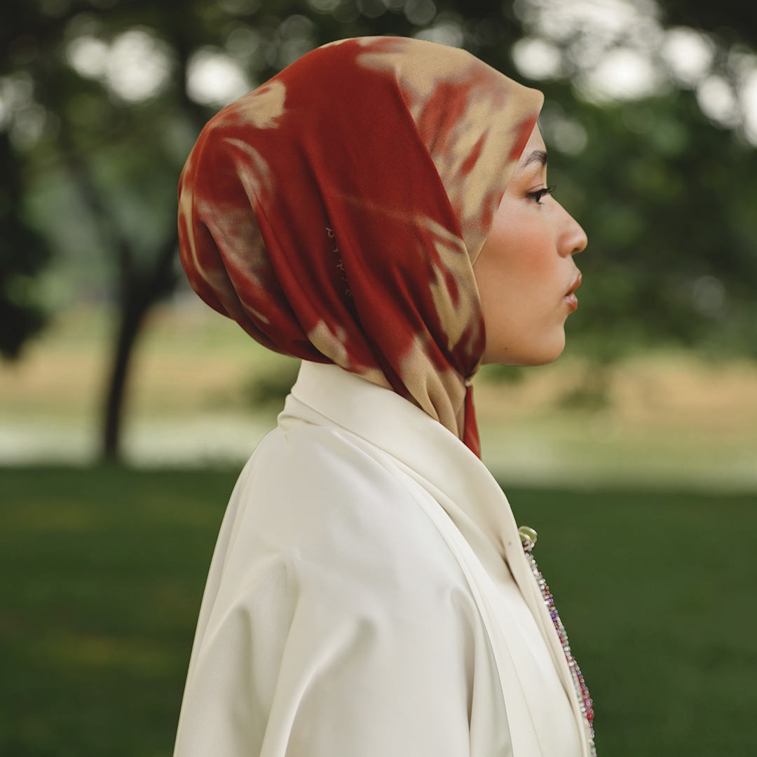 [Malaysia Exclusive] Aerith Scarf - Sinar Bulan