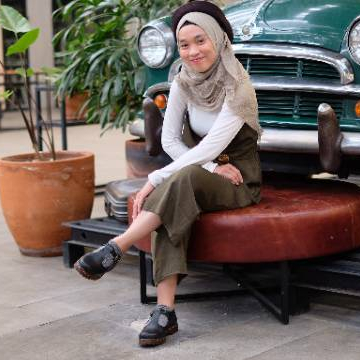 AZCOST - Sepatu Boots Wanita Gesfer 1