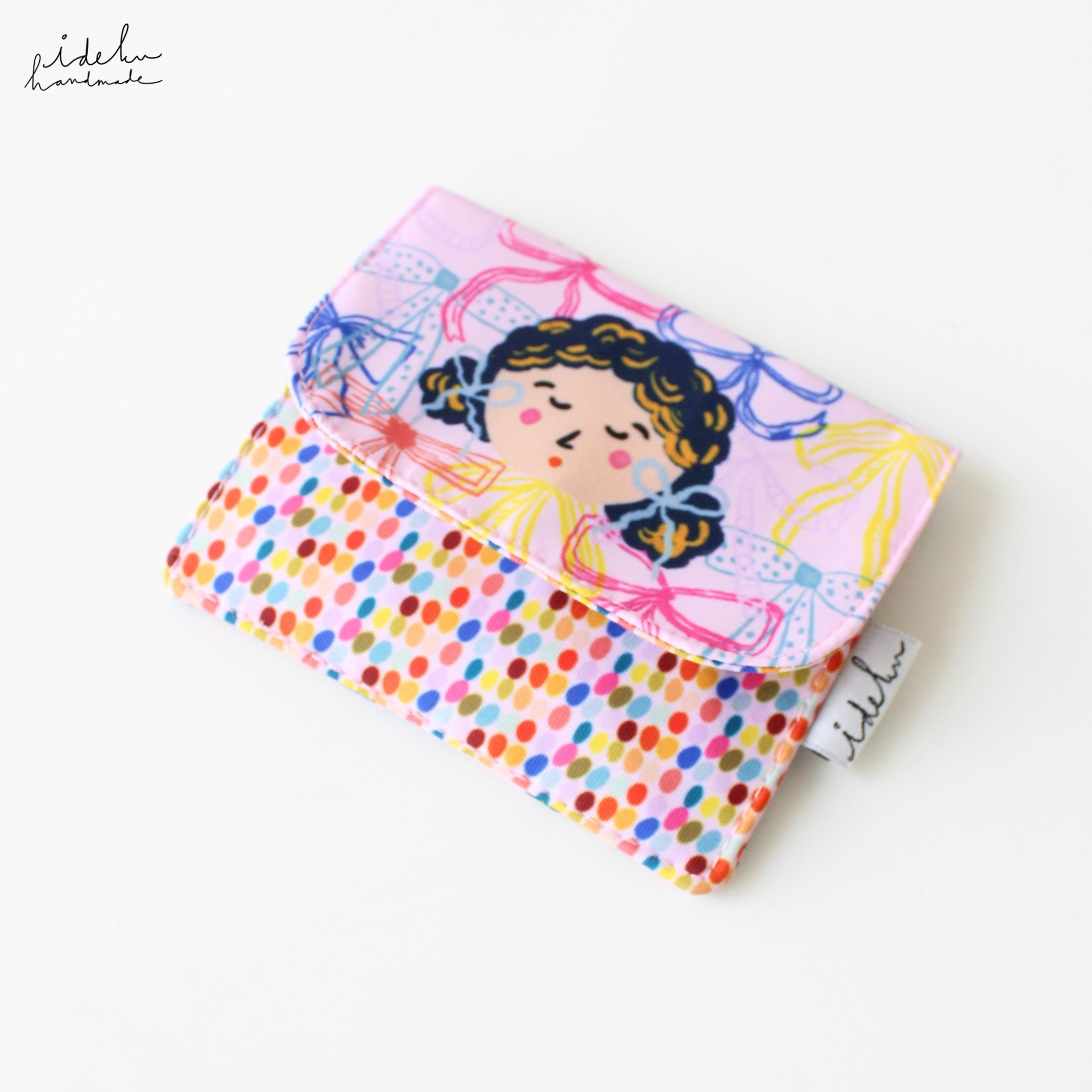 Pubi Coquette Card Holder