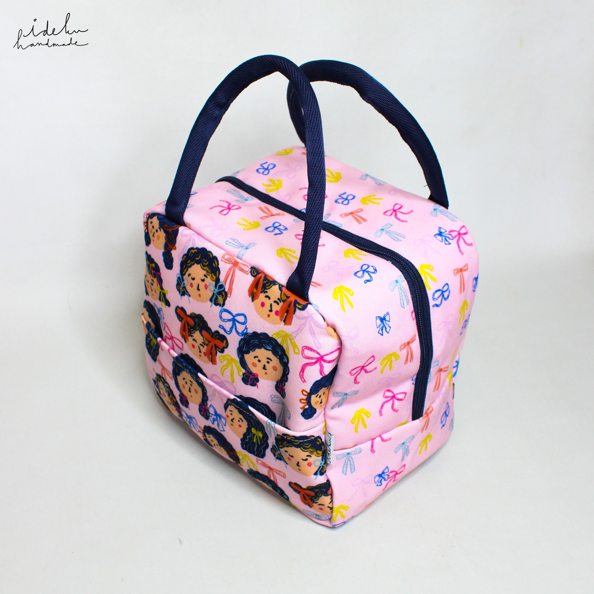 Pubi Coquette Classic Lunch Bag