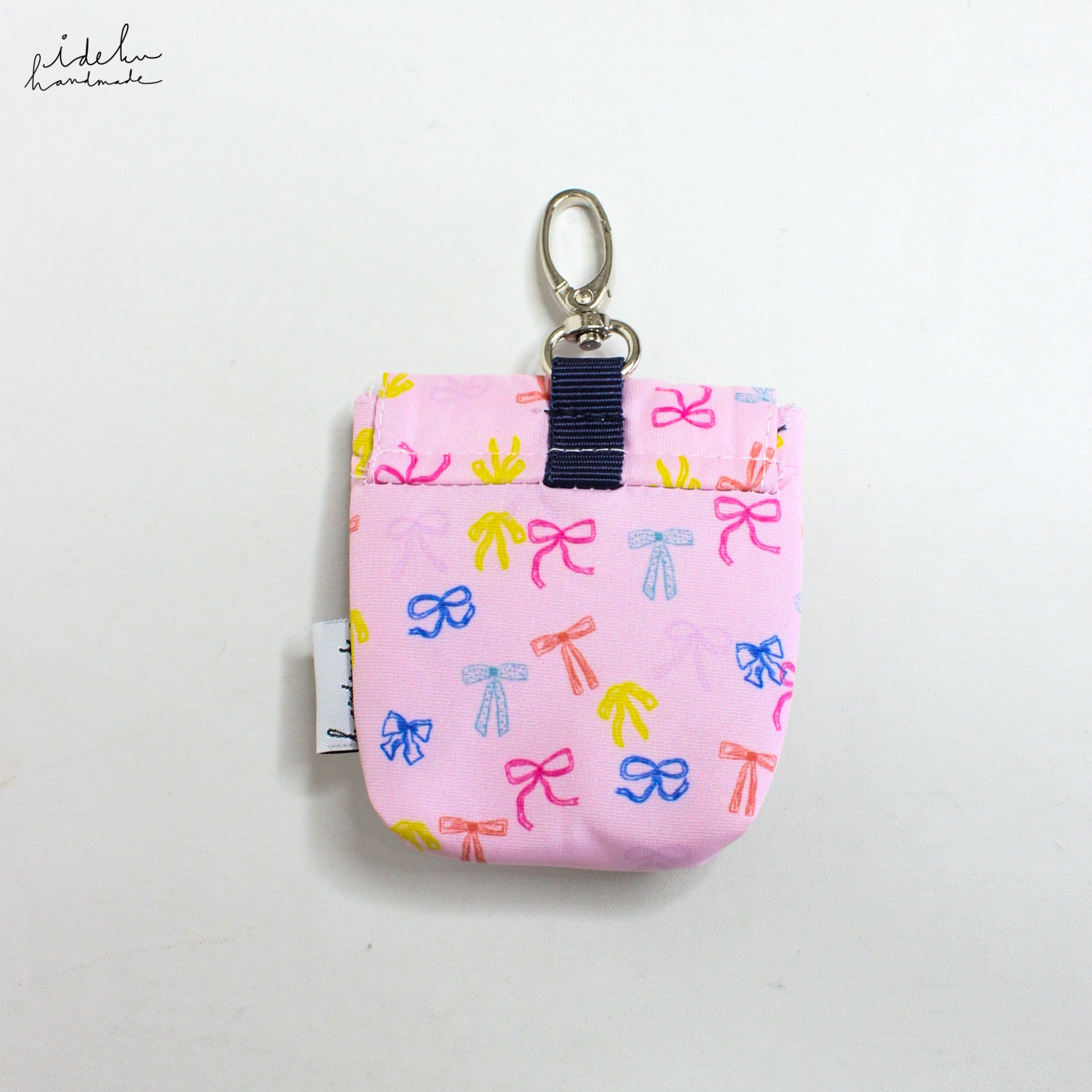 Pubi Coquette Earbuds Pouch