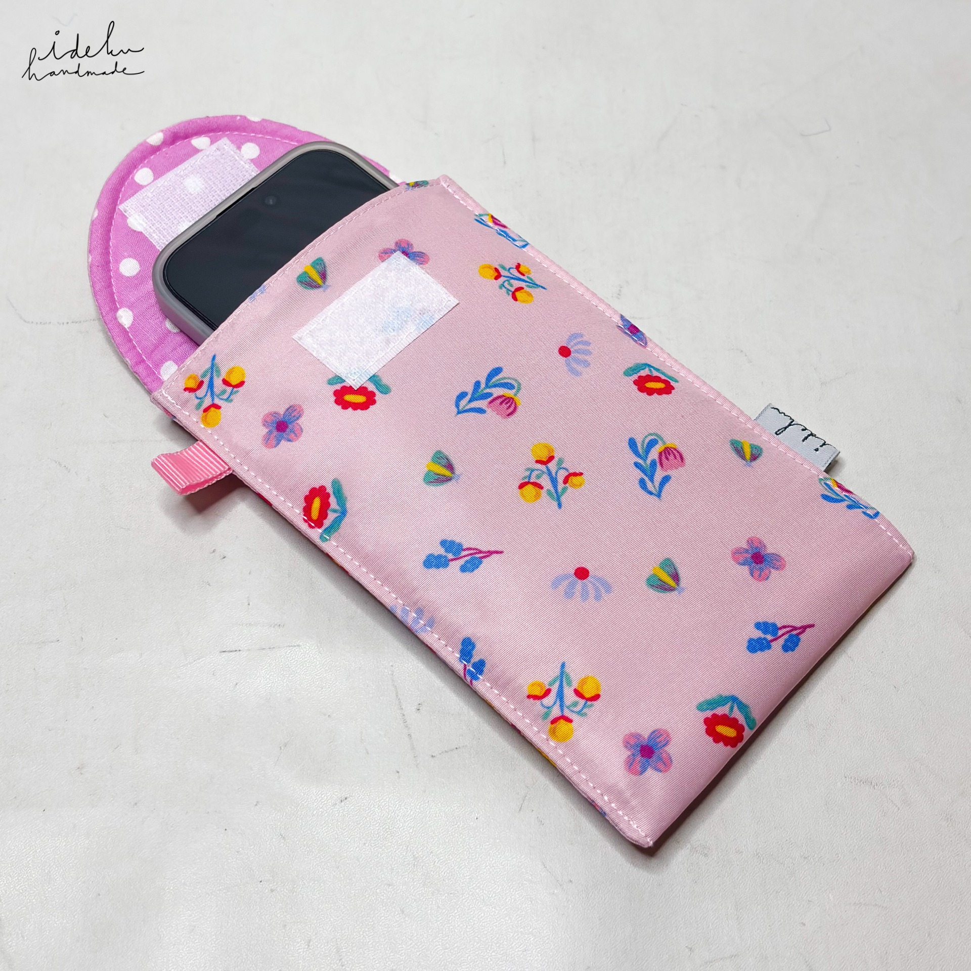 Amore Puffy HP Pouch