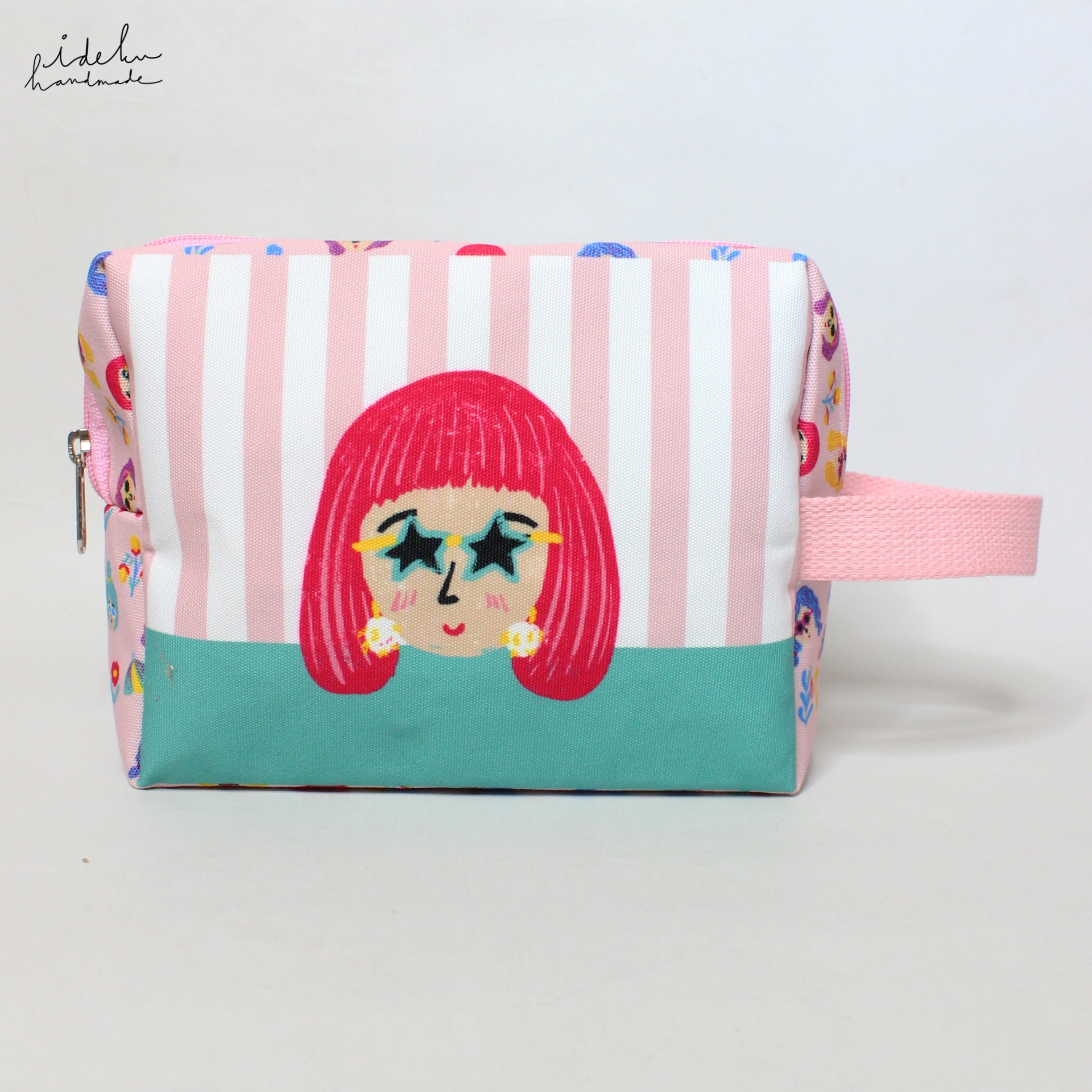 Amore Square Pouch