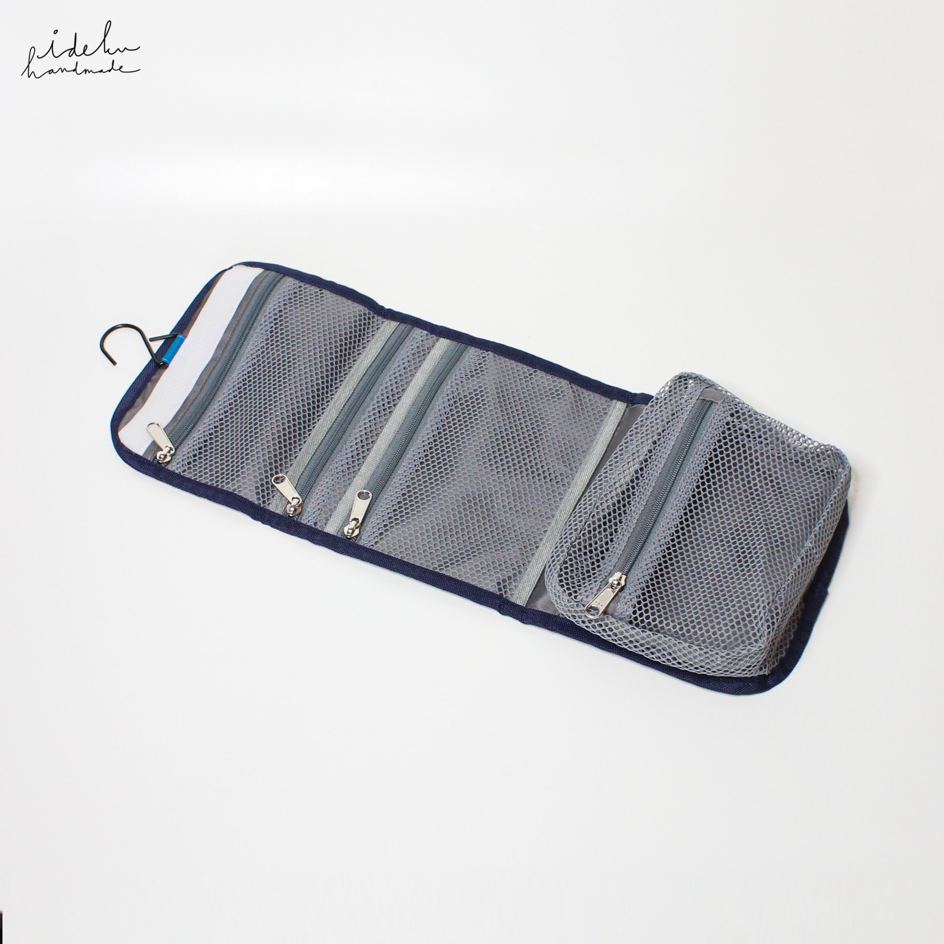 Dino Toiletries Bag