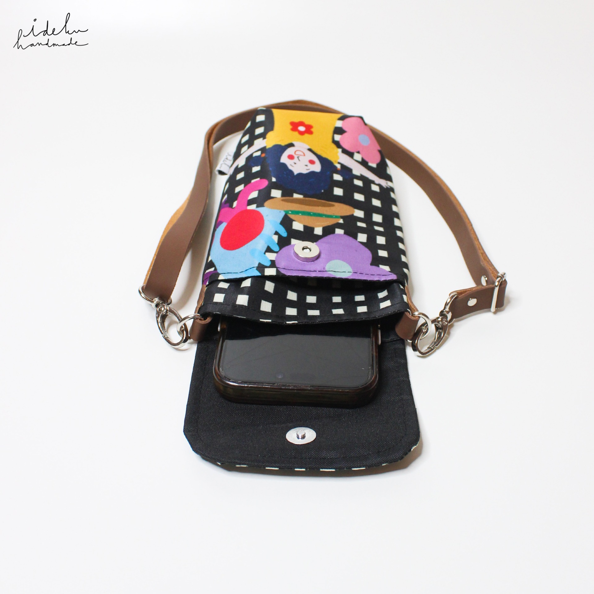 Fancy Faces Black Sling Pouch
