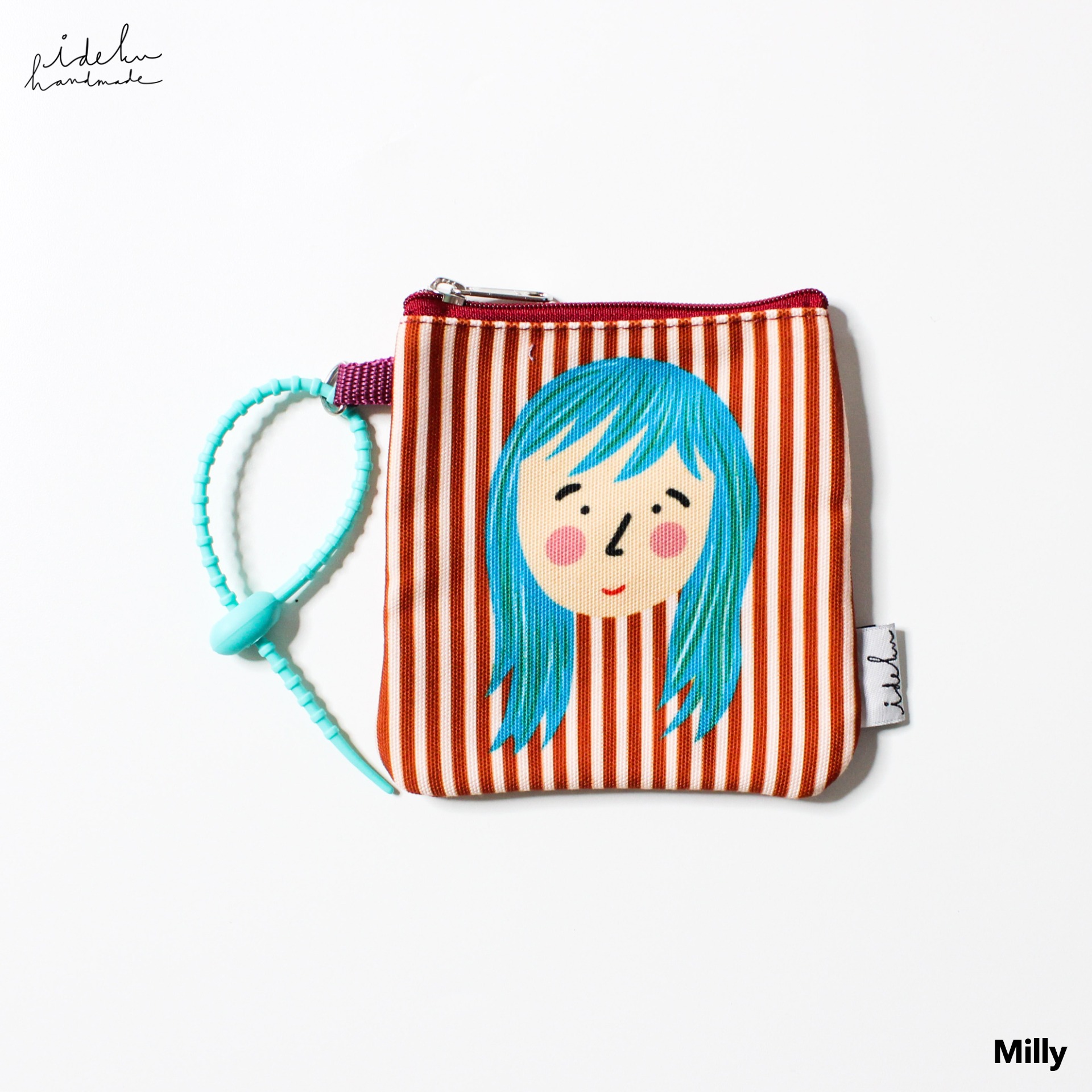 Classic Faces Poppy Pouch