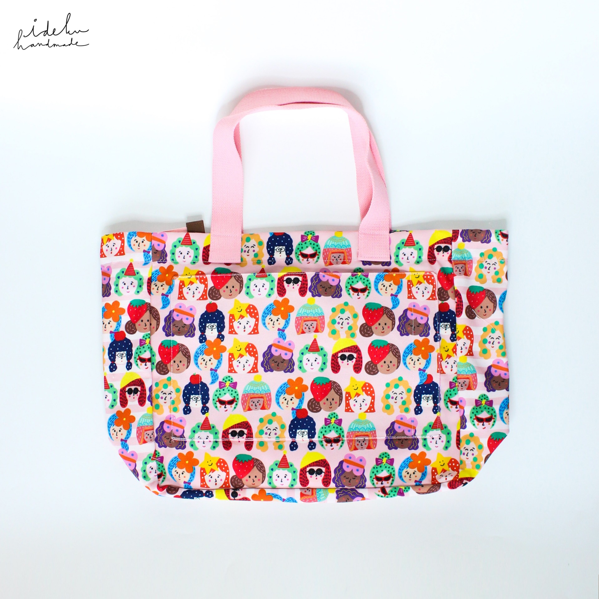 Peppy Faces Travel Bag