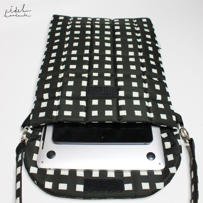 Fancy Faces Black Laptop Sleeve