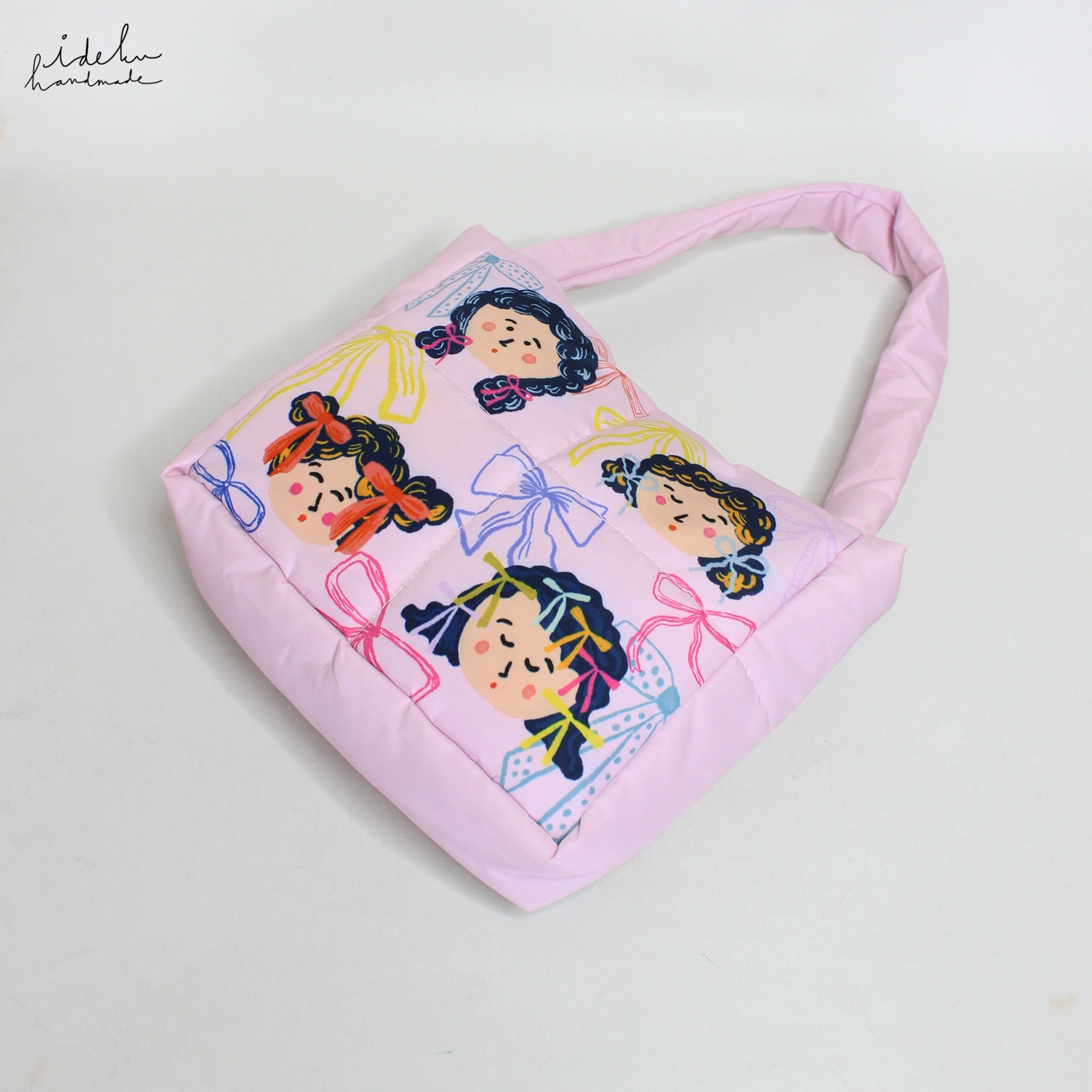 Pubi Coquette Fluffy Bag