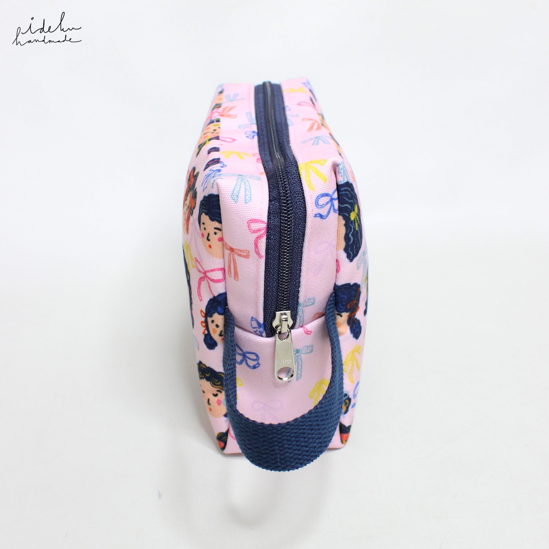 Pubi Coquette Square Pouch