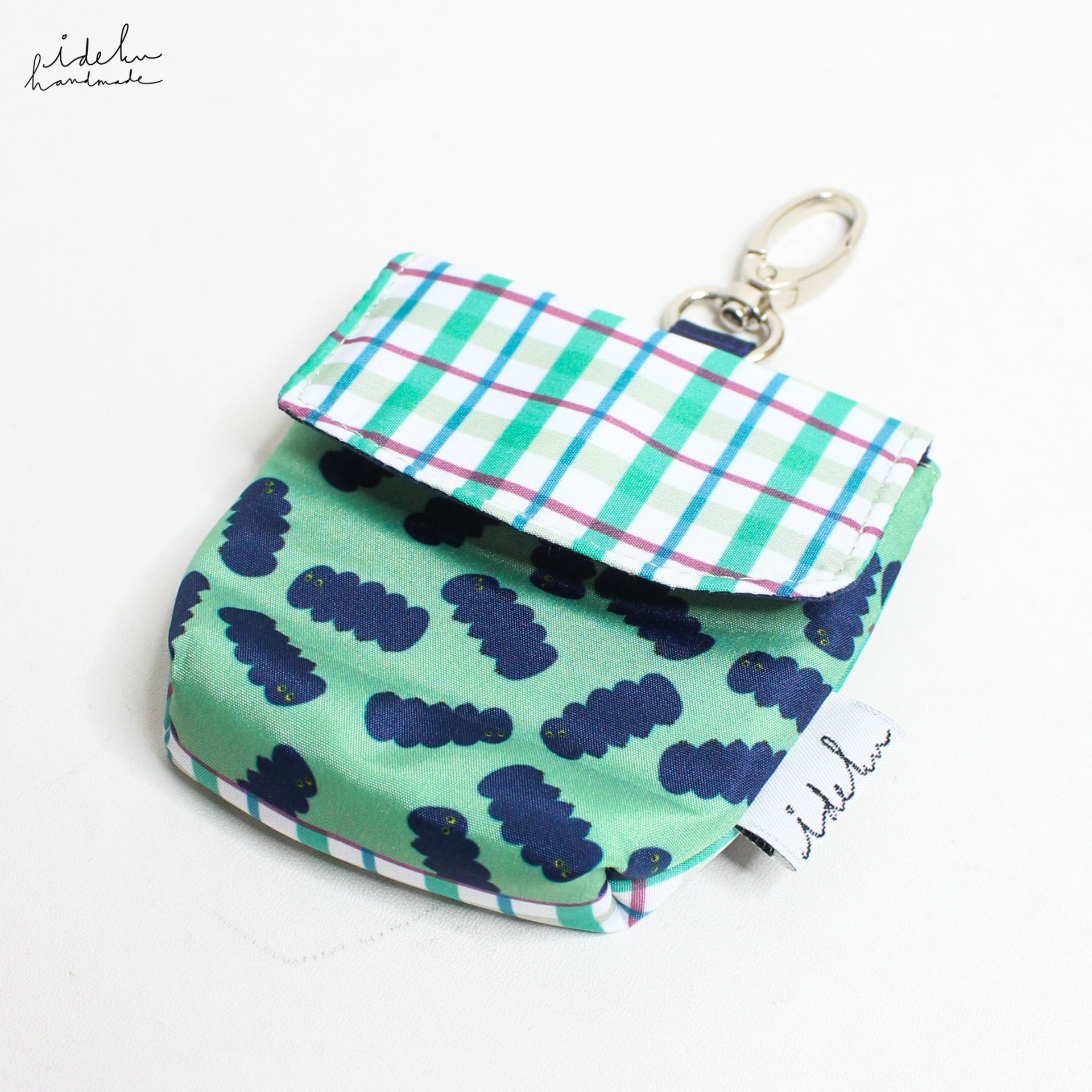 Capple Earbuds Pouch (Caterpillar)