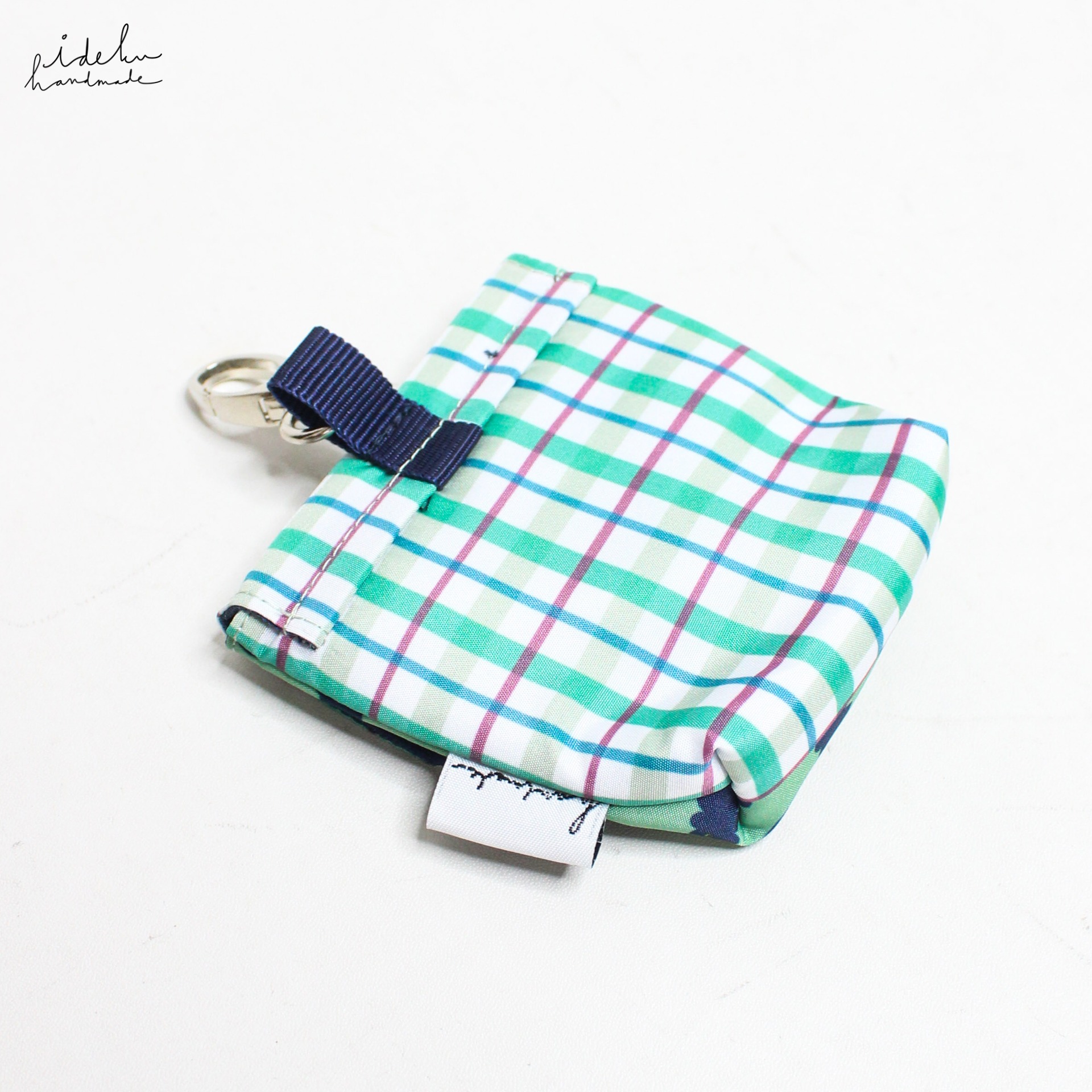 Capple Earbuds Pouch (Caterpillar)