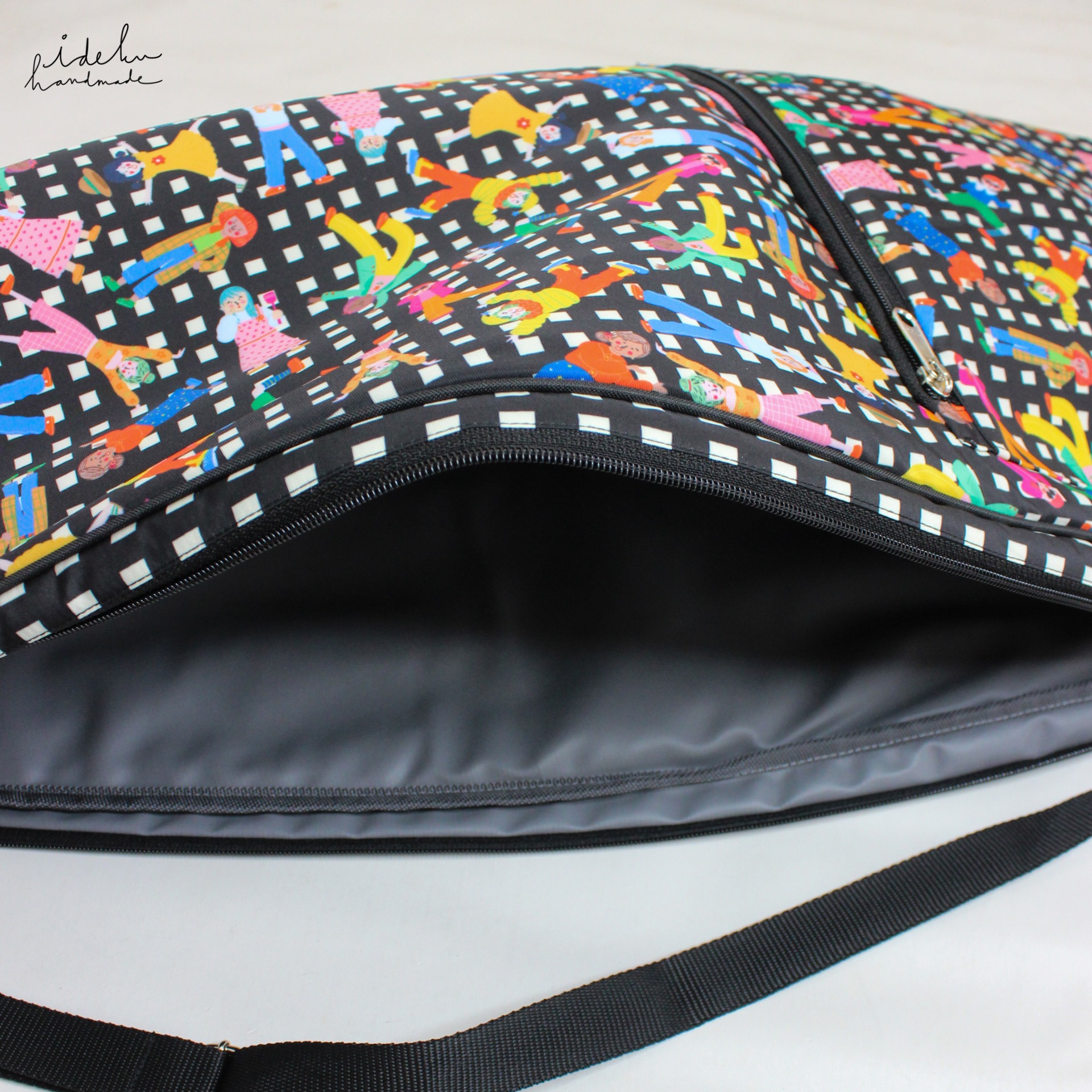 Fancy Faces Black Tennis Bag