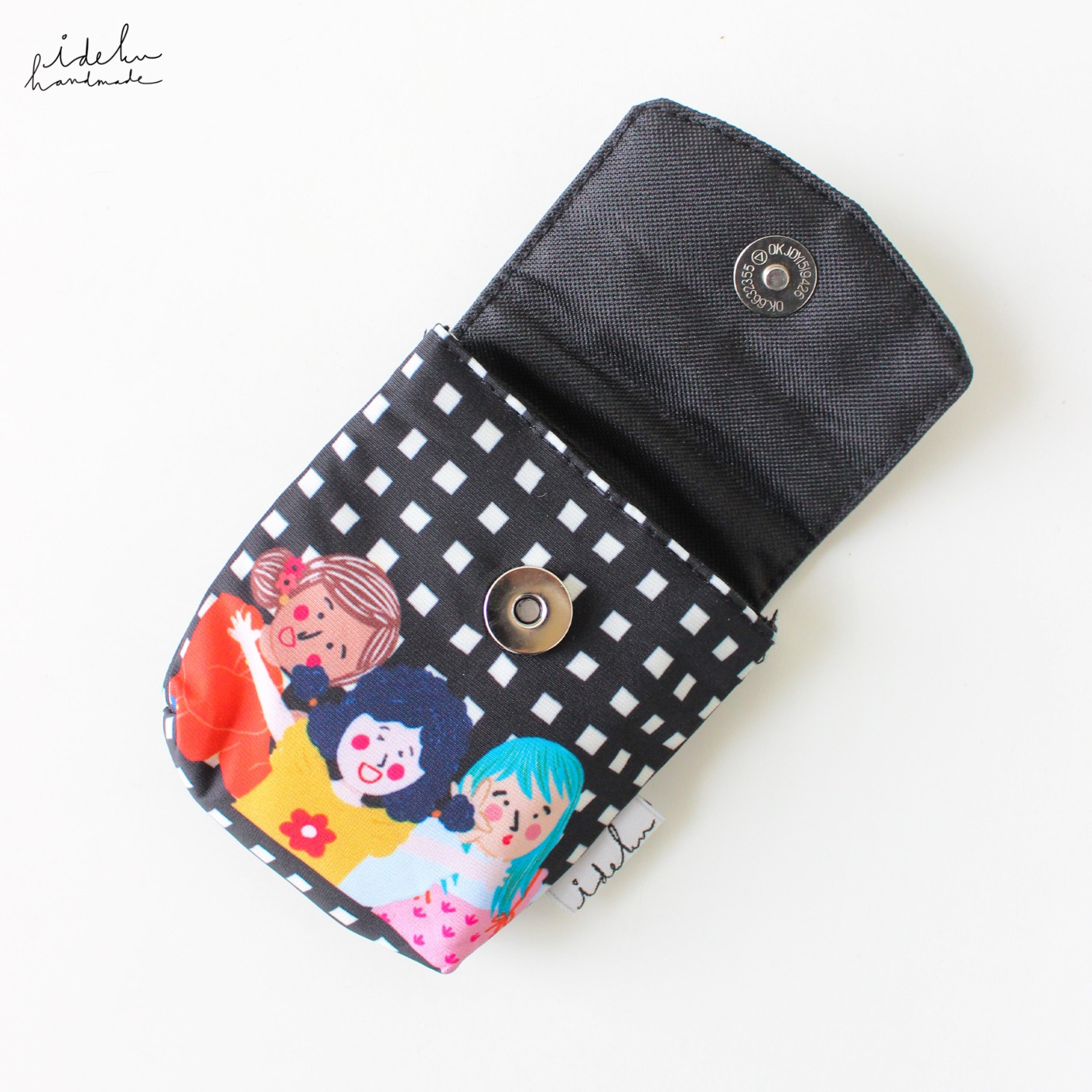 Fancy Faces Black Earbuds Pouch