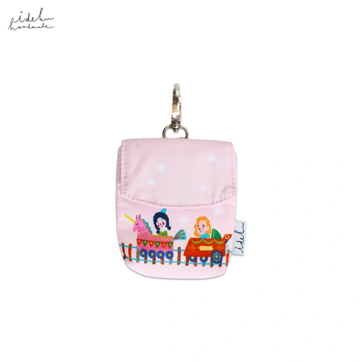 Image of Christmas Earbuds Pouch