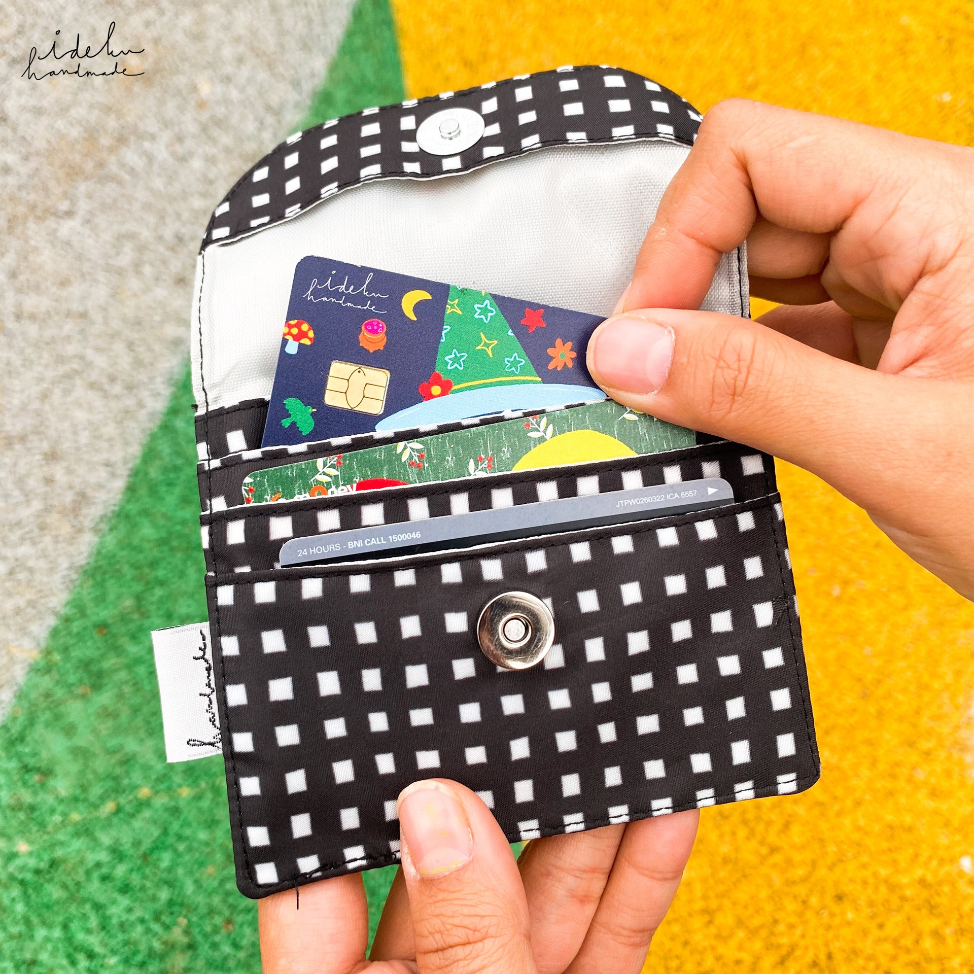 Fancy Faces Black Card Holder 