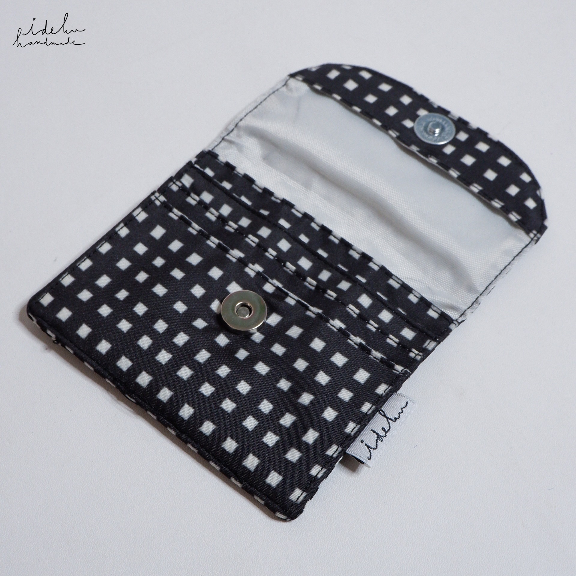 Fancy Faces Black Card Holder 