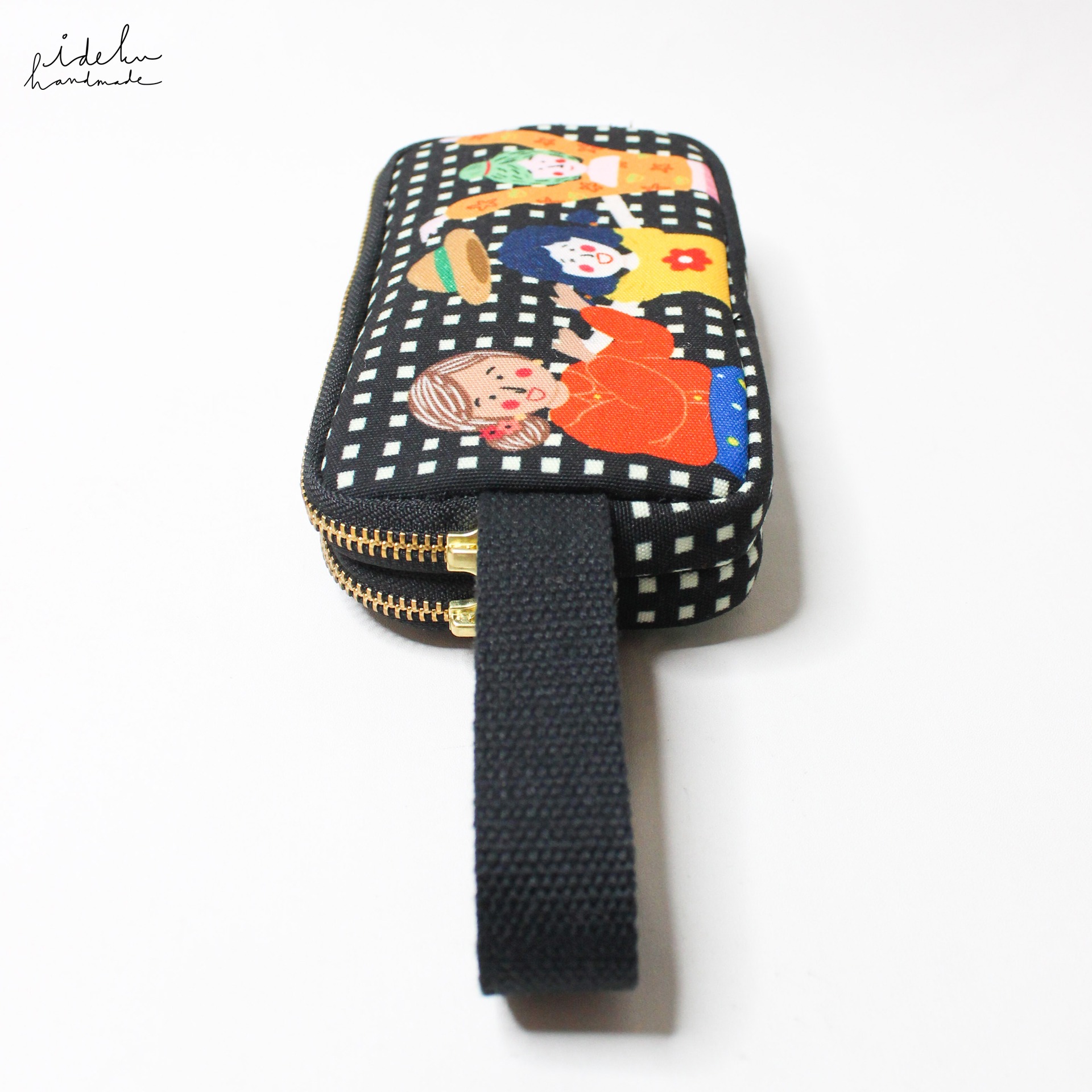 Fancy Faces Black Hp Pouch