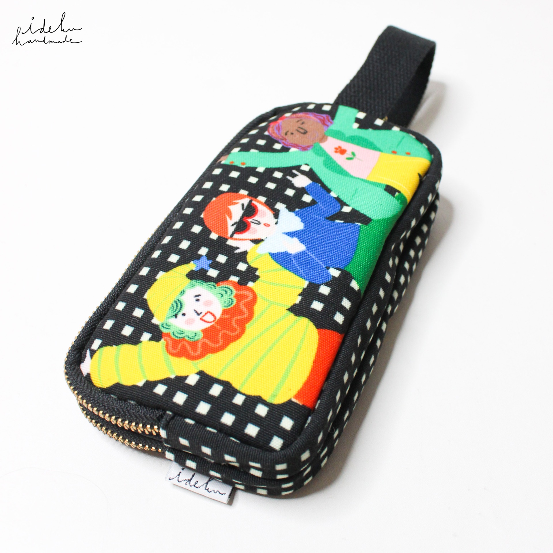 Fancy Faces Black Hp Pouch