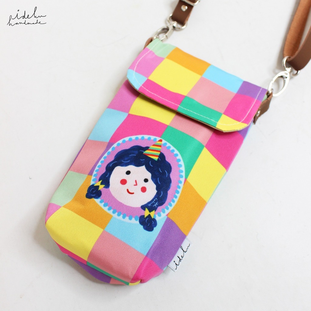 Party Faces 2.0 Sling Pouch
