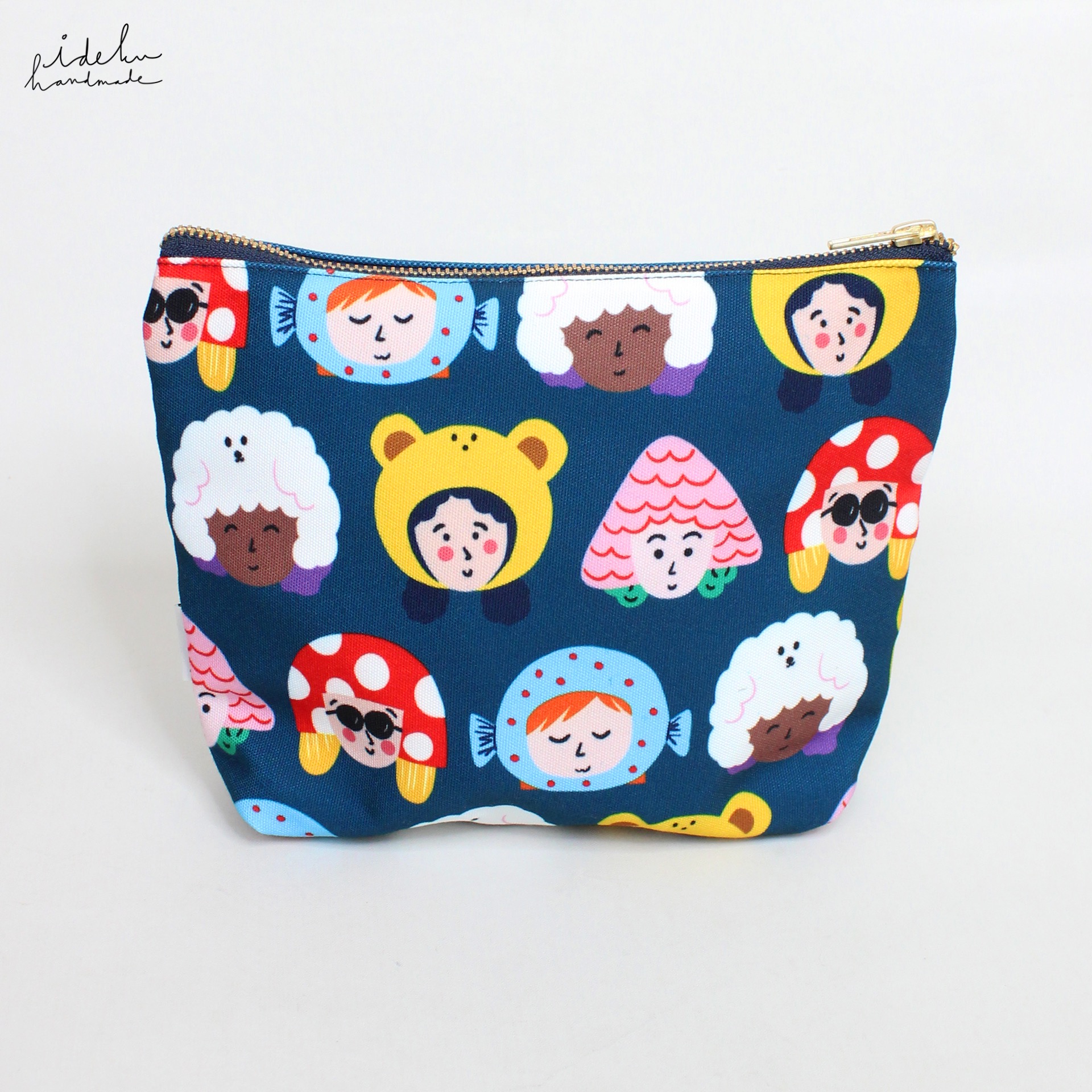 Cheeky Faces Pouch